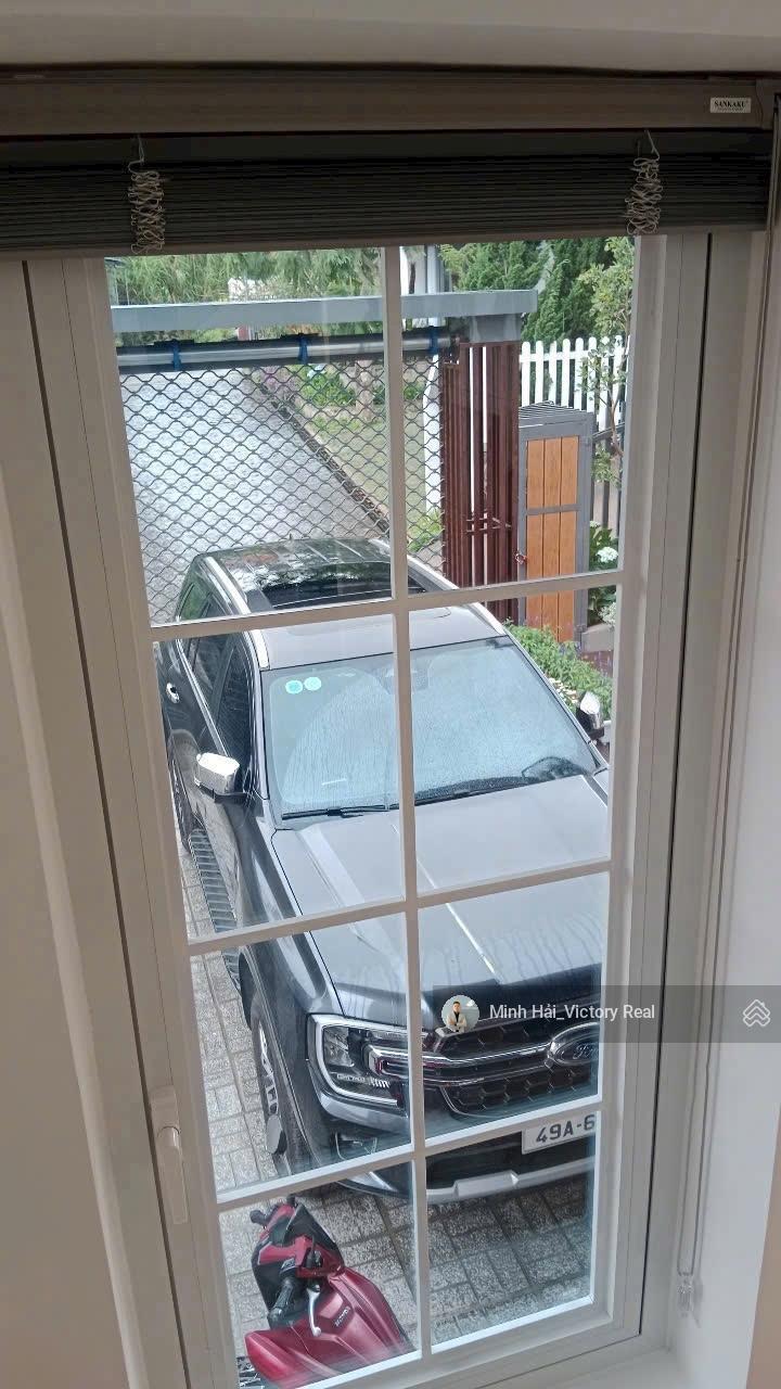 Bán Villa Biệt thự Nam Hồ Đà Lạt mới xây, DT: 210m2 (10x22m) nội thất hiện đại, đường xe hơi thông