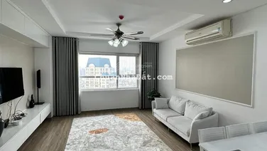 Hot, chính chủ nhờ bán căn hộ Golden Palace 2 ngủ siêu đẹp 85m2, giá 6,9 tỷ. LH: 0971 461 ***