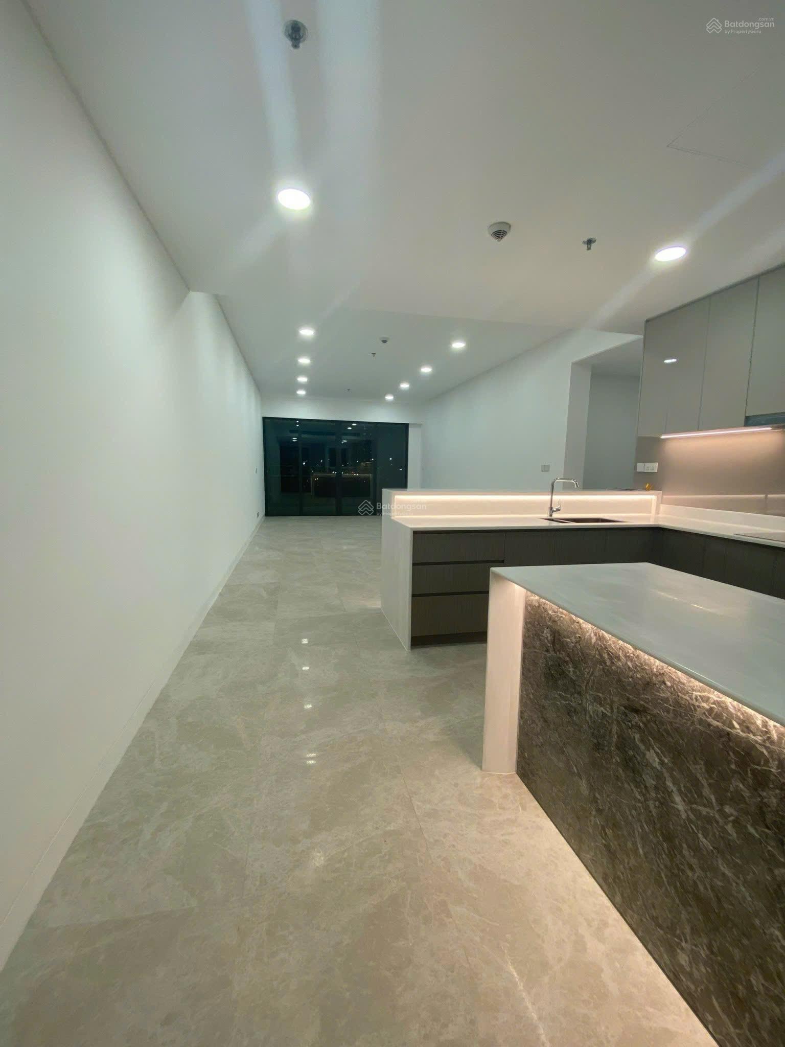 Bán căn hộ 4 phòng ngủ The River Thủ Thiêm 50 tỷ all in có sổ 202m2 đang cho thuê Bán căn hộ 4 phòng ngủ The River Thủ Thiêm 50 tỷ all in có sổ 202m2 đang cho thuê