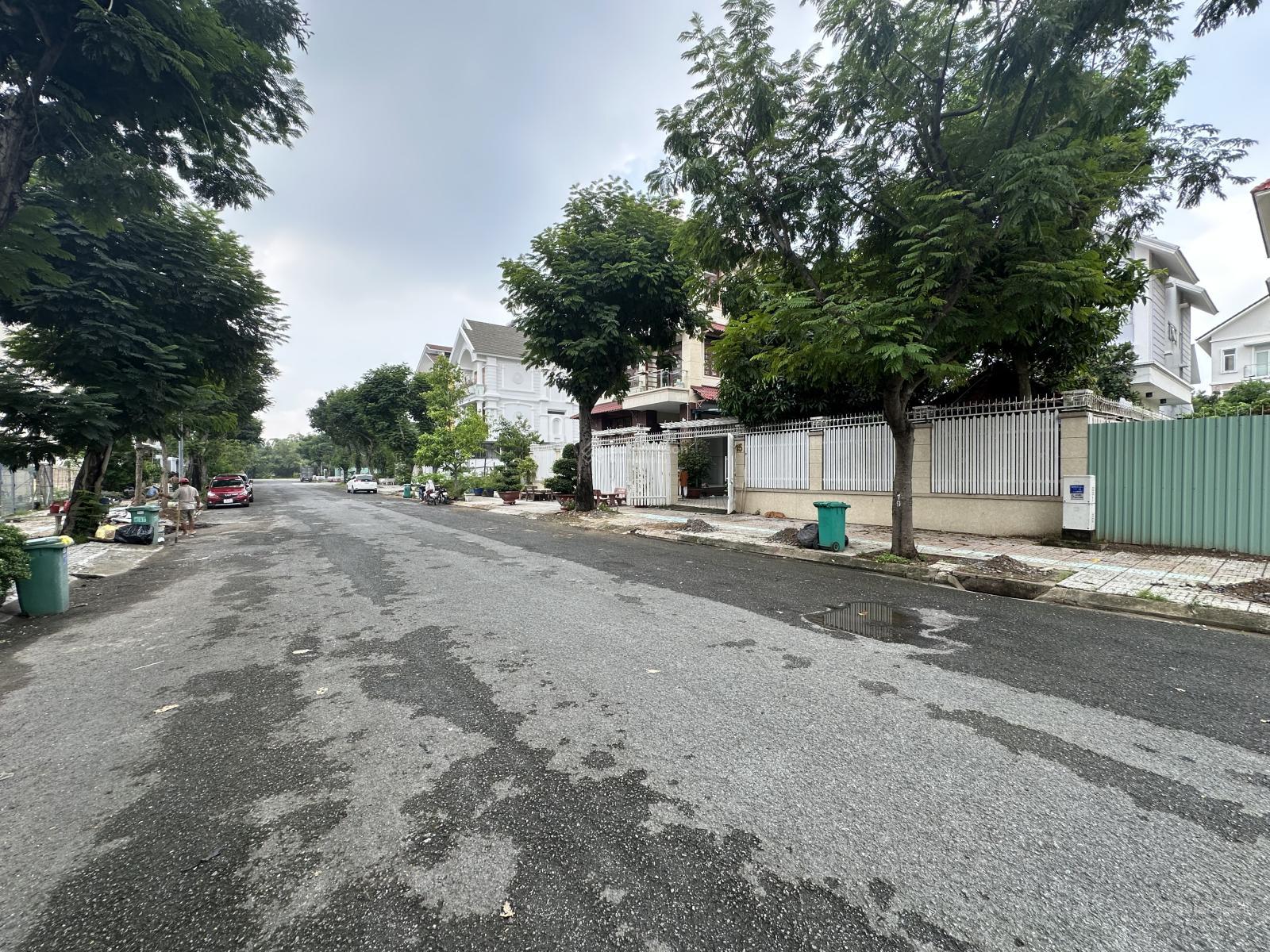 Bán Đất nền dự án đẹp tại Sadeco ven sông, 165 triệu / m2, 126 m2, chính chủ