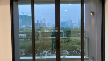 Cho thuê 3 phòng ngủ The River 50 triệu net nội thất cơ bản 130m2 view về Ba Son, sông SG
