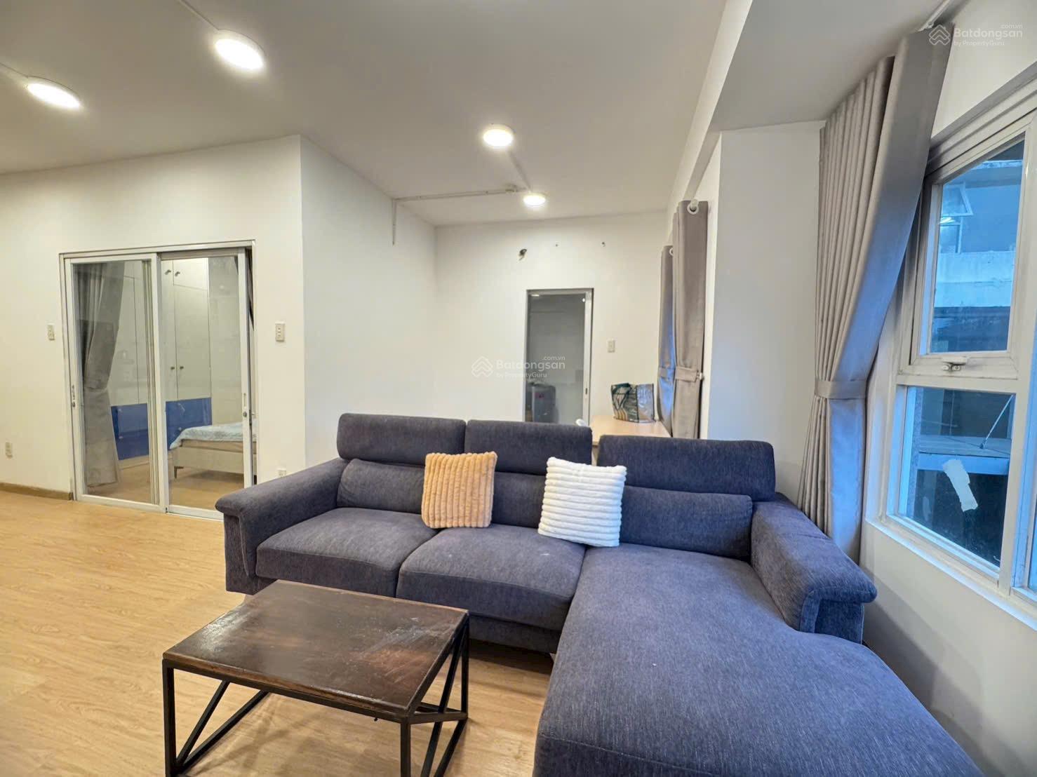 Bán căn hộ Flora Anh Đào, 2 PN - 55m2, View Global CiTy, chỉ 3 tỷ, vị trí mặt tiền Đỗ Xuân Hợp