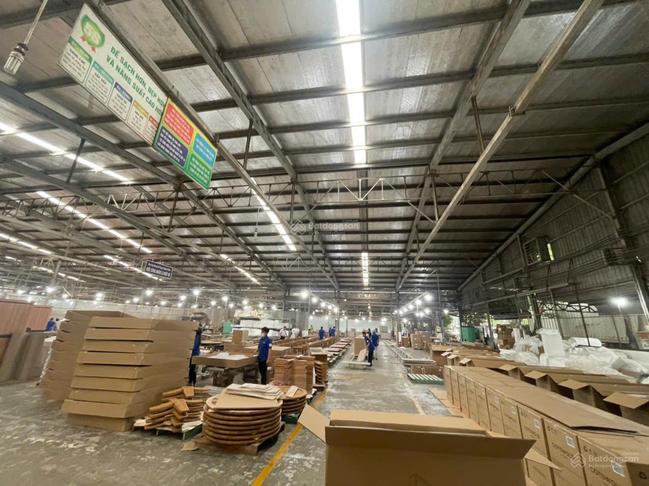 Bán nhà xưởng 17600m2 nhà xưởng tại Ấp Hóa Nhụt xã Tân Vĩnh Hiệp, H Tân Uyên Tỉnh Bình Dương Bán nhà xưởng 17600m2 nhà xưởng tại Ấp Hóa Nhụt xã Tân Vĩnh Hiệp, H Tân Uyên Tỉnh Bình Dương