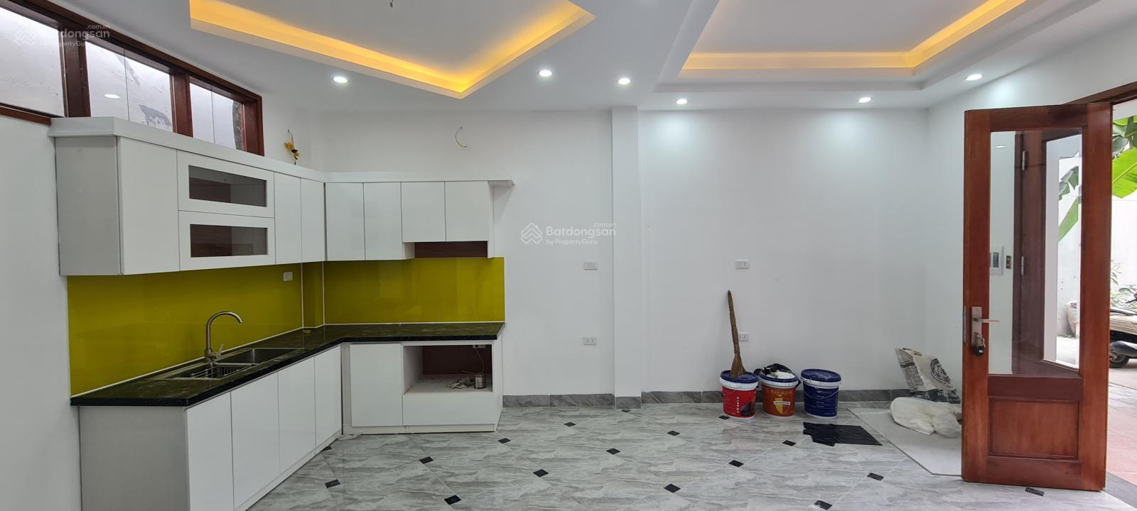 Nhà riêng 48m2 Trạm Trôi, Hoài Đức. Đơn lập 5 tầng, 4 phòng ngủ cạnh chợ Giang Xá. Nhà đẹp ở ngay