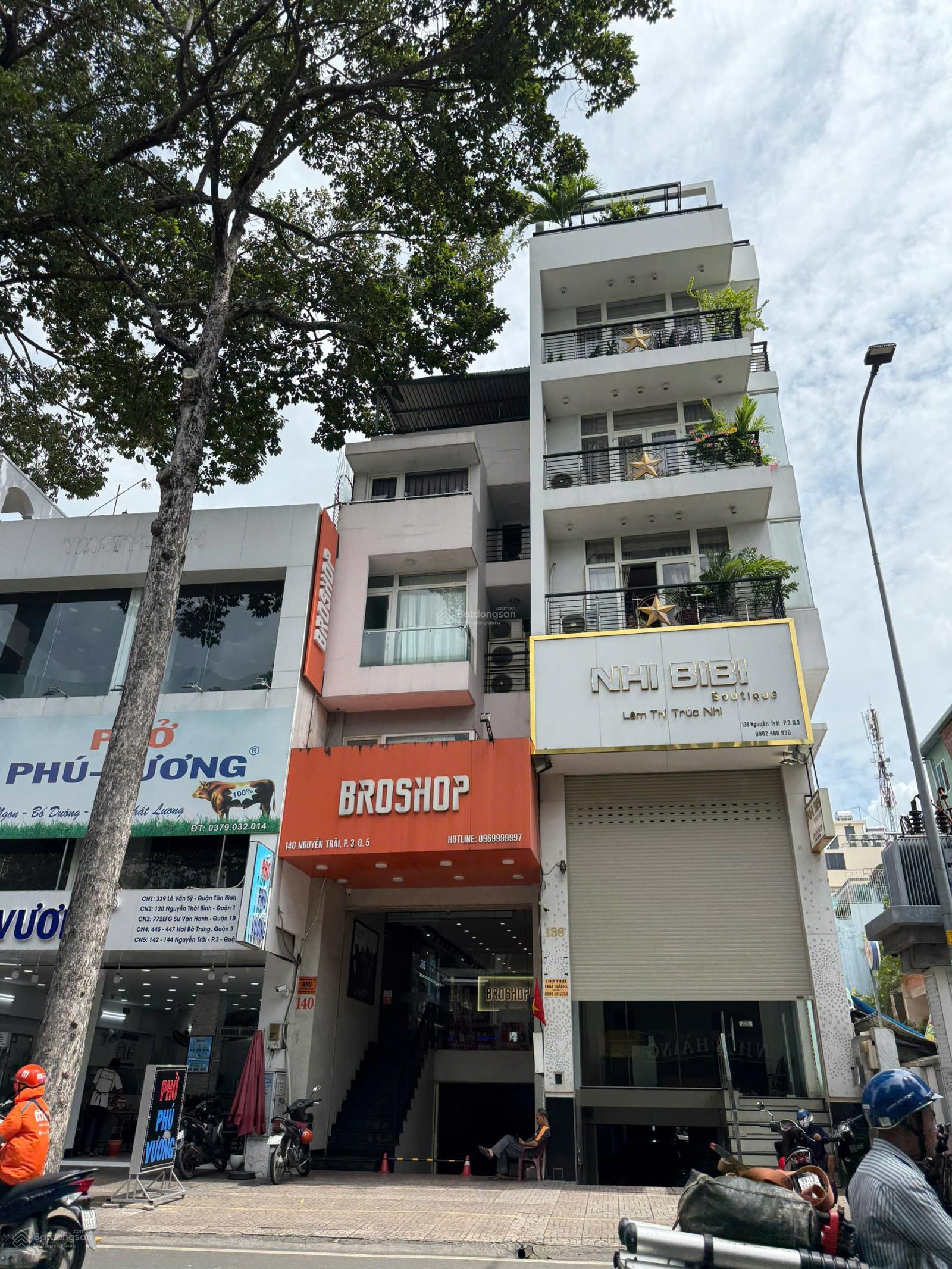 Chính chủ cho thuê nhà 140 Nguyễn Trãi P. 3 Quận 5 hầm 3 lầu giá cho thuê 100 triệu/tháng