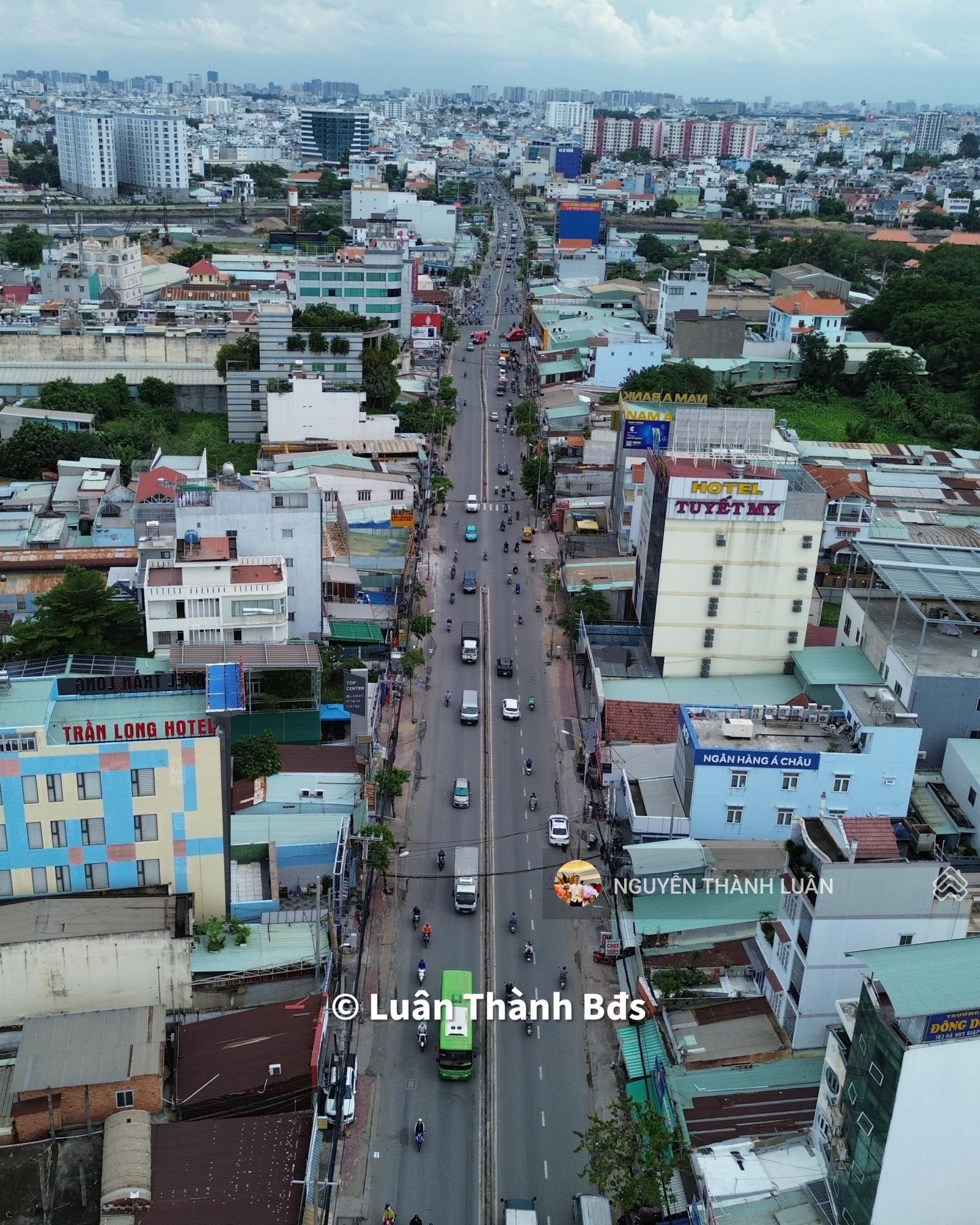 Mặt tiền Hà Huy Giáp. Ngay cầu An Lộc, ngã 4 ga. 283m2, giá 1x tỷ gấp bán