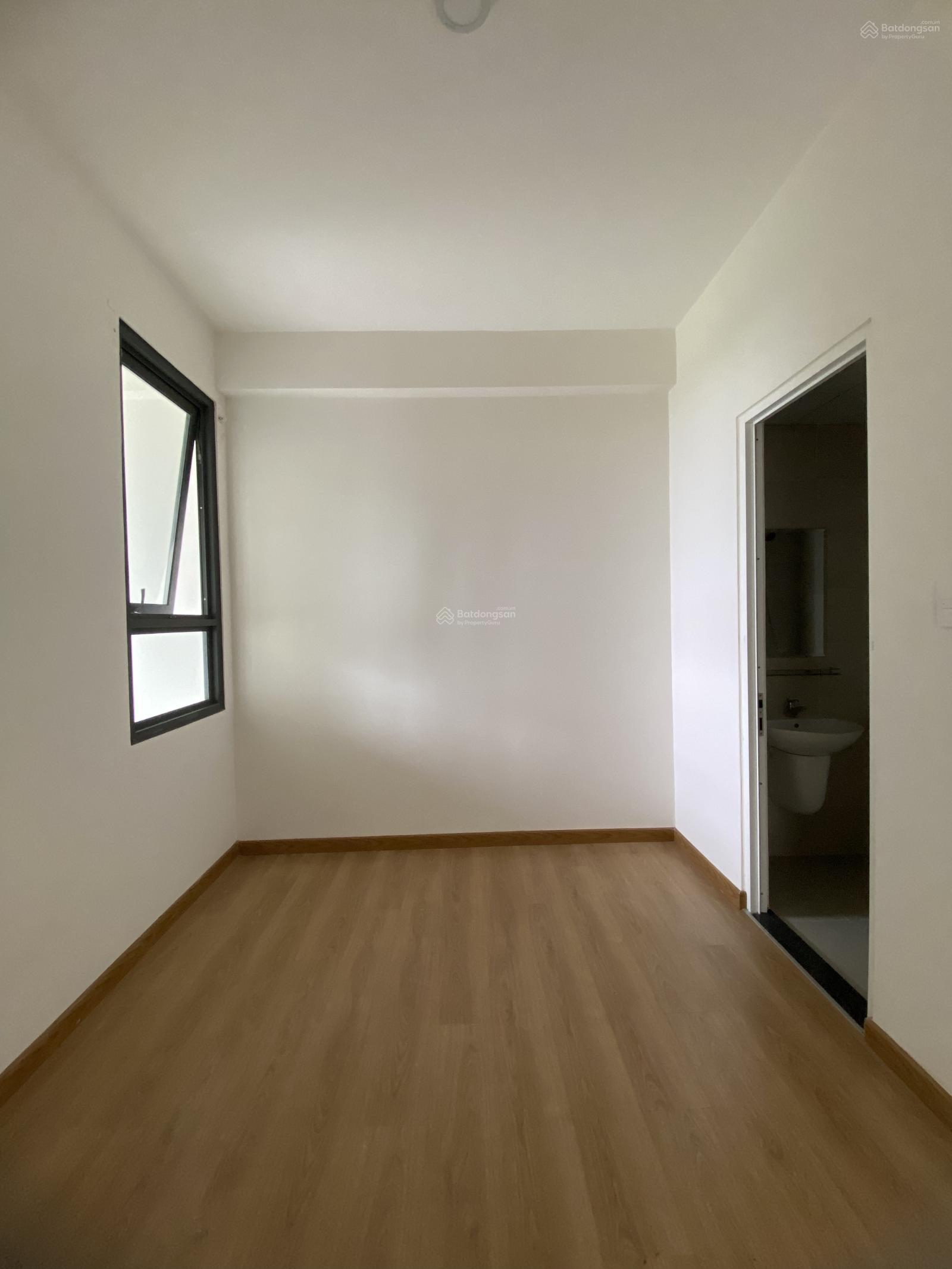 2.12 tỷ ở ngay căn 2PN view sông Sài Gòn Intela, nhà trống cơ bản, tầng cao, tặng tiền sổ 2.12 tỷ ở ngay căn 2PN view sông Sài Gòn Intela, nhà trống cơ bản, tầng cao, tặng tiền sổ