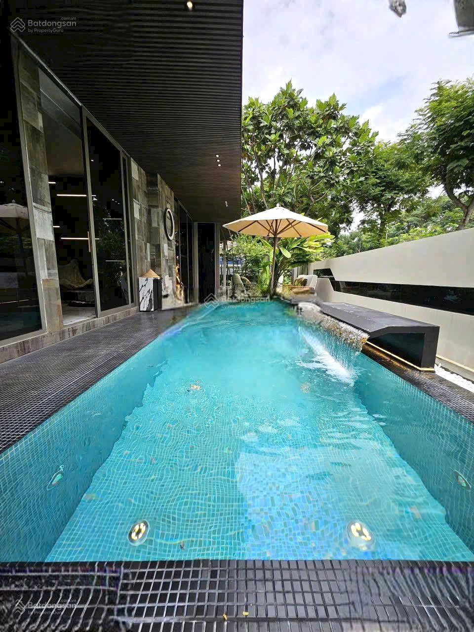 GẤP. Chủ thiện chí gửi bán gấp Biệt thự đơn lập có hồ bơi Hưng Thái 2 Phú Mỹ Hưng giá 119 tỷ GẤP. Chủ thiện chí gửi bán gấp Biệt thự đơn lập có hồ bơi Hưng Thái 2 Phú Mỹ Hưng giá 119 tỷ