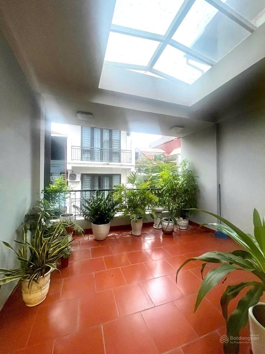 Bán nhà phân lô, phố Lạc Trung, vỉa hè rộng, đường 7m, 15 nhà ra mặt phố, khu dân trí cao, KD tốt Bán nhà phân lô, phố Lạc Trung, vỉa hè rộng, đường 7m, 15 nhà ra mặt phố, khu dân trí cao, KD tốt