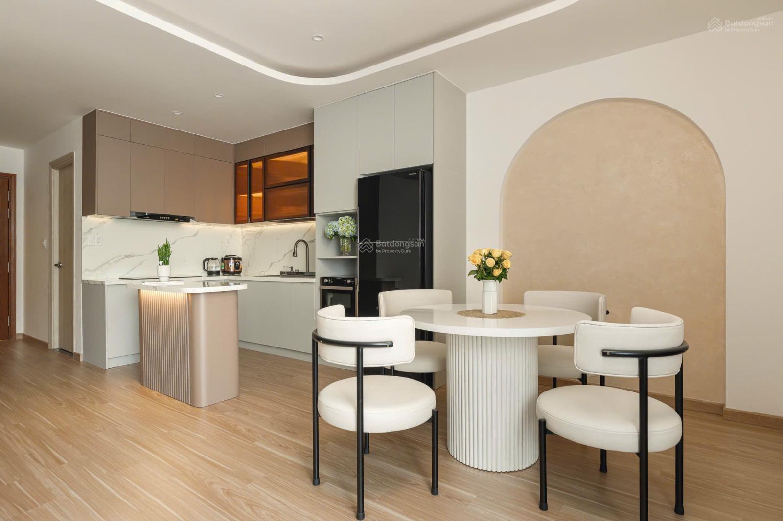 Mua bán căn hộ Gold View 2PN2WC 80m2 ban công full nội thất mới 100% Quận 4 sát Q1 Q3 LH 0775 924 ***