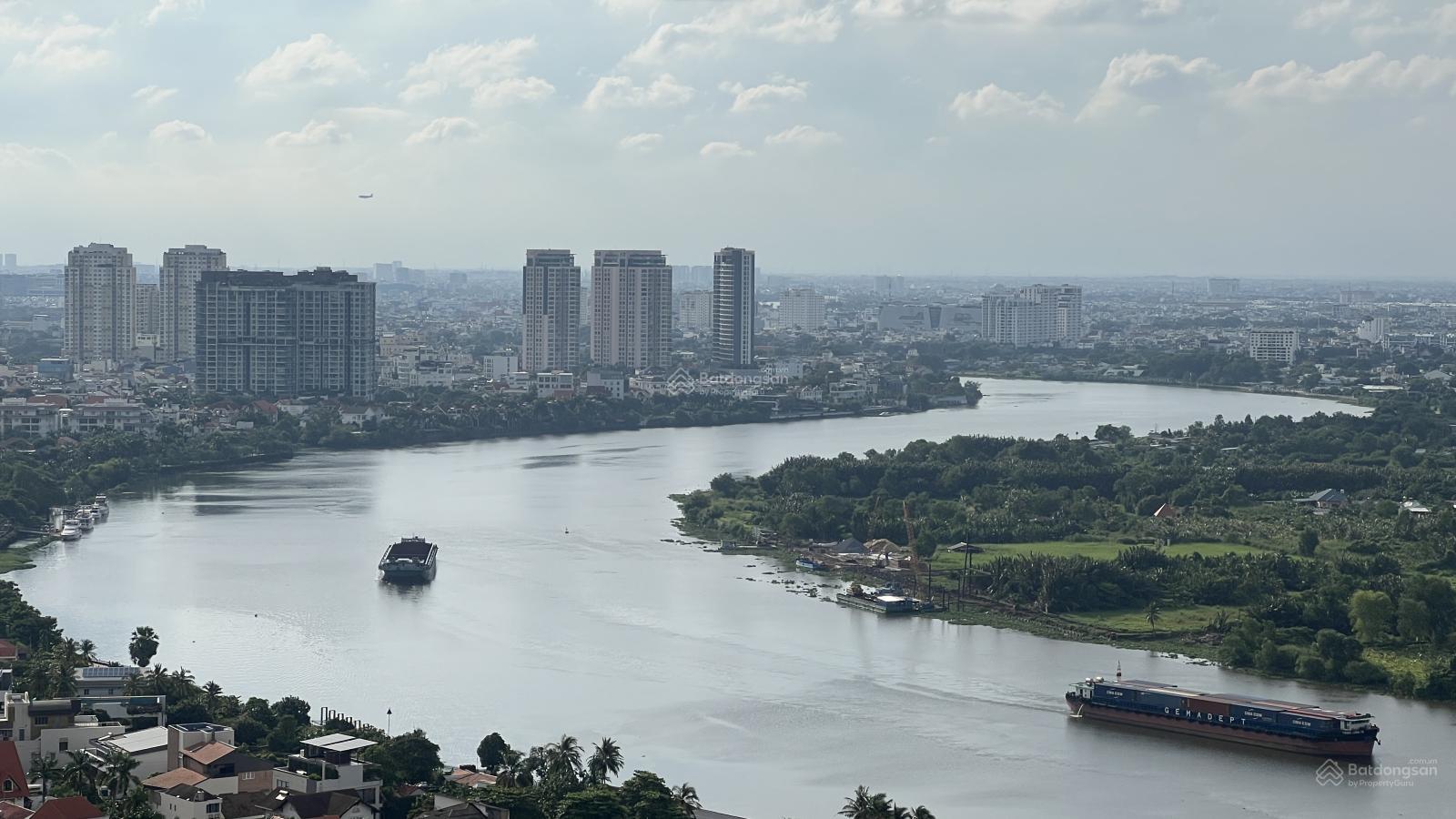 Bán căn góc 3 phòng ngủ view sông. Nhà đầy đủ nội thất, sổ hồng sẵn giá 16.4 tỷ all in