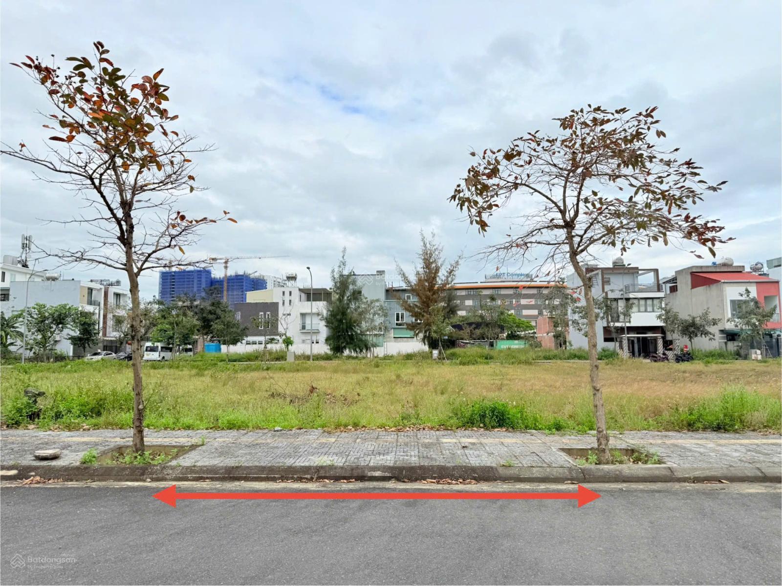 Mặt tiền đường 40m thông thoáng lô 147m2 giá chỉ 3,75 tỷ ngay gần Y Phan Châu Trinh - ĐH FPT