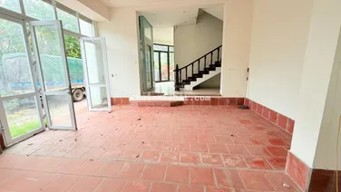 Bán biệt thự Vĩnh Hoàng, Hoàng Mai lô góc 3 thoáng kinh doanh, thang máy DT 106.4m2, giá 37 tỷ