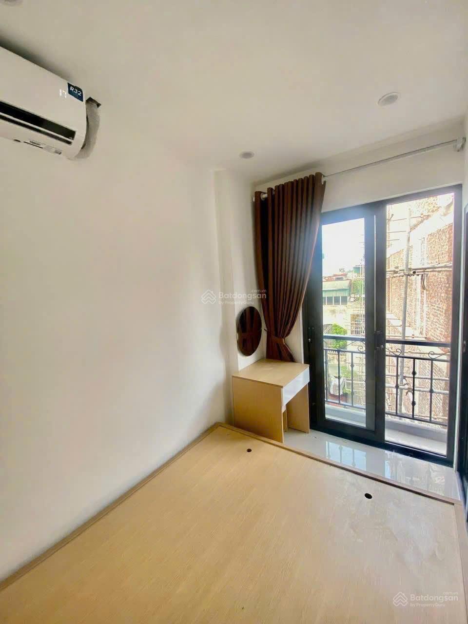 Bán toà CHDV Đống Đa - 55m2 7 tầng - 11 phòng khép kín - thoáng trước sau - dòng tiền 900tr/năm Bán toà CHDV Đống Đa - 55m2 7 tầng - 11 phòng khép kín - thoáng trước sau - dòng tiền 900tr/năm