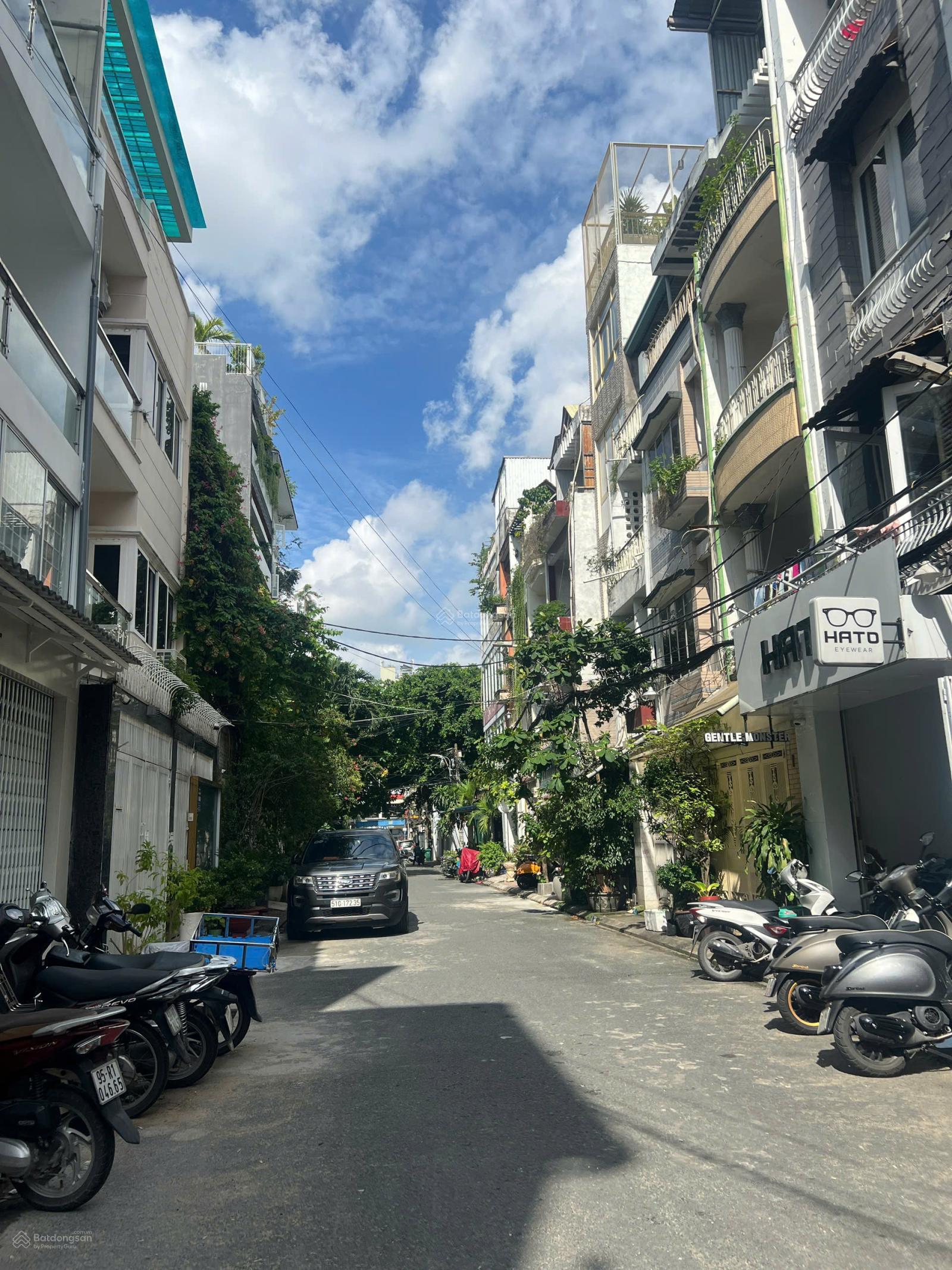 Chính chủ bán nhà 421/xx đường Sư Vạn Hạnh (4.6x14m) 5 lầu mới đẹp. Giá 23.9 tỷ TL. 0909 567 ***