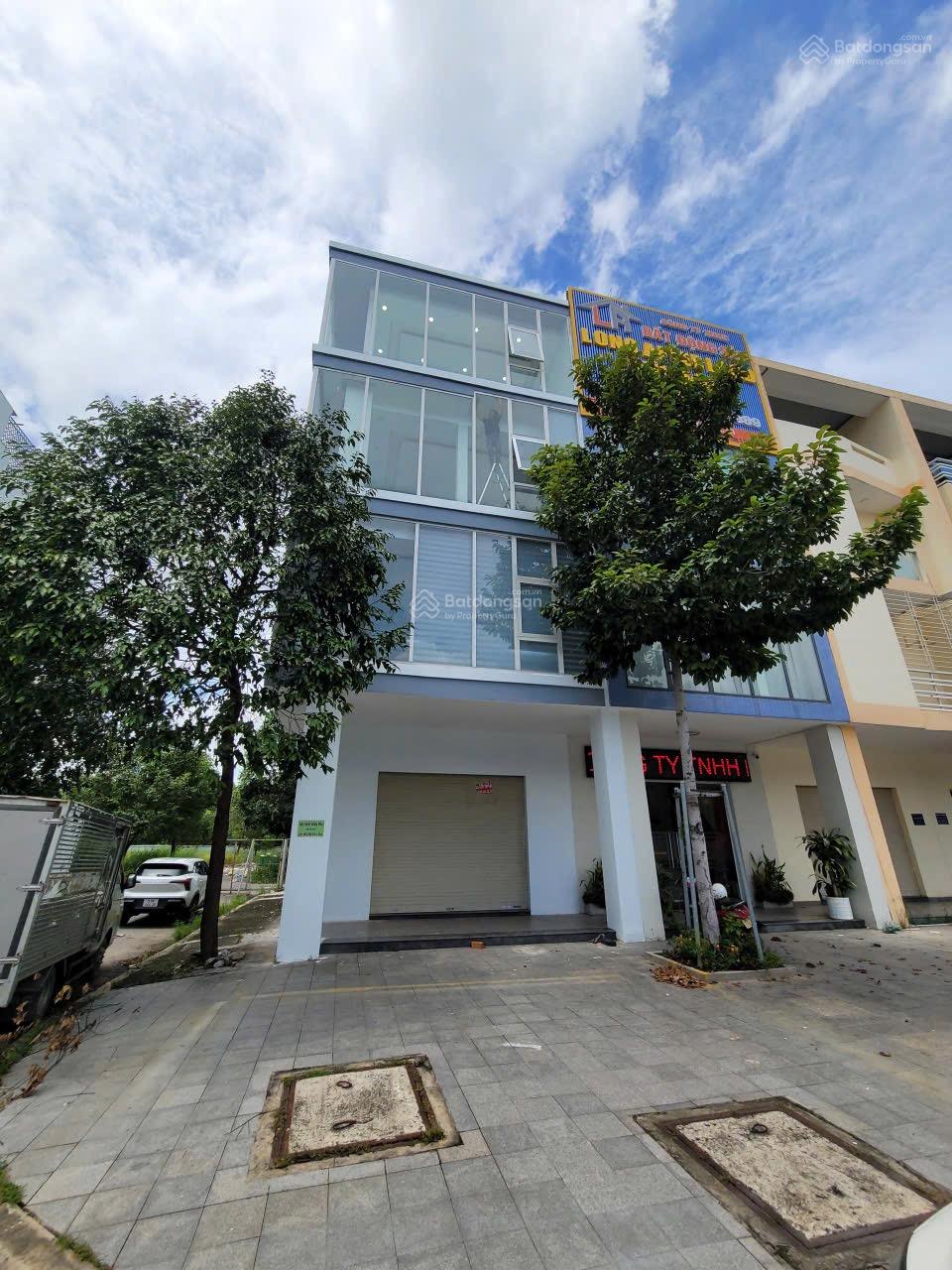 Bán căn góc 3 MT Lê Lợi kinh doanh trung tâm chính TP Mới Bình Dương có HĐ cho thuê 30tr/tháng