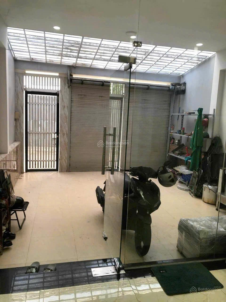 Bán nhà mặt đường 12m, P. Cát Lái, Quận 2 cũ