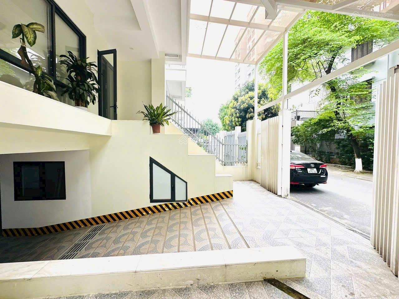 Bán LK54 Hạ Đình - Thanh Xuân. 160m2 x5 nổi 1 hầm MT 10m giá 43,5 tỷ,lô góc đẹp nhất khu, Hoàn công