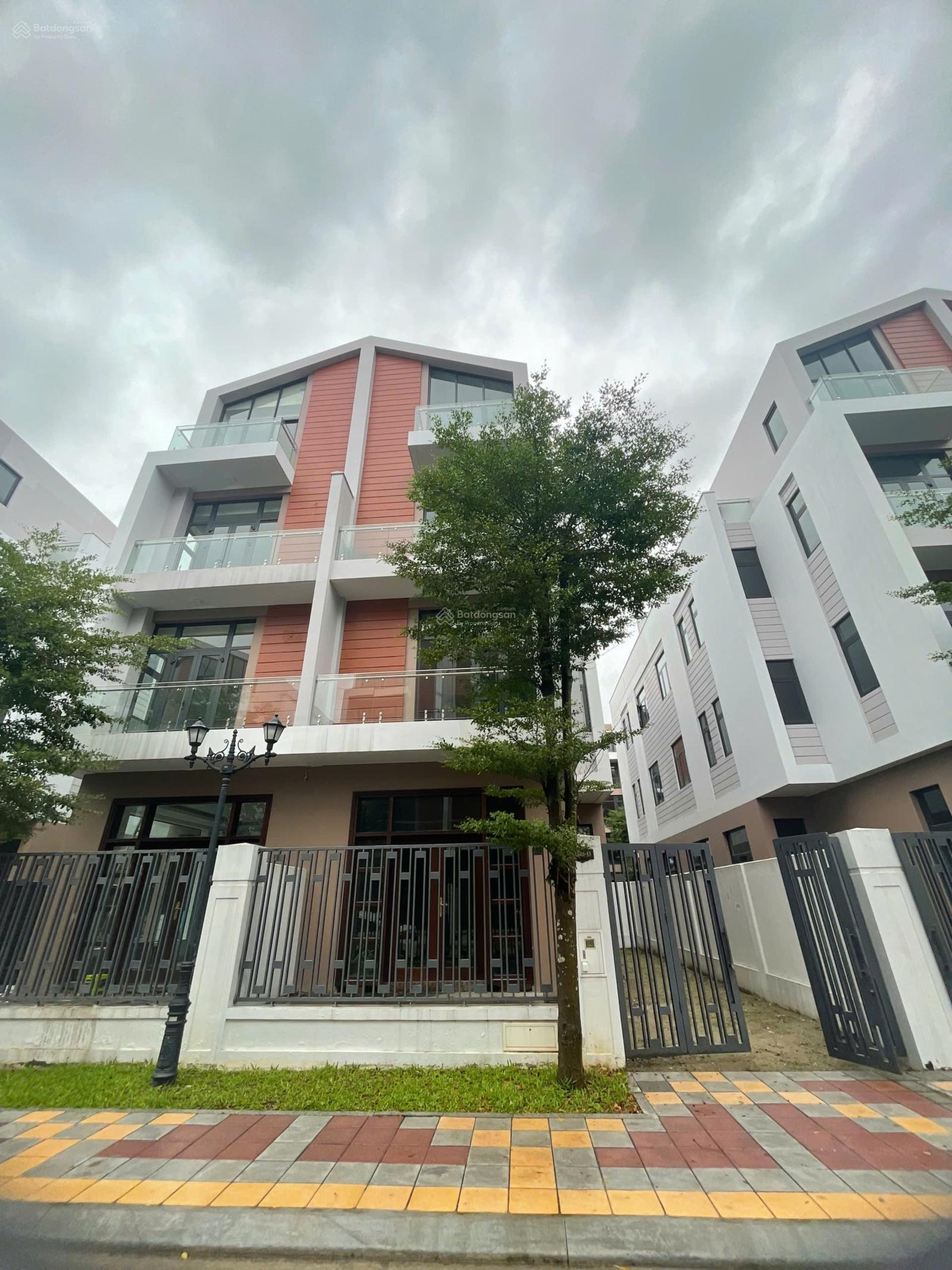 Vinhomes OCP3: Chủ nhà gửi bán BT Ánh Dương 17.9 tỷ, DT 120m2, MT8m, vị trí ngay sát công viên