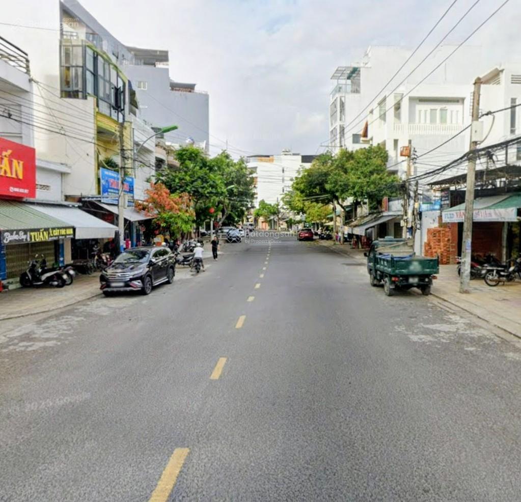 Góc 2 mặt tiền, đường Dã Tượng * ra biển Trần Phú: 800m giá: 22,5 tỷ Góc 2 mặt tiền, đường Dã Tượng * ra biển Trần Phú: 800m giá: 22,5 tỷ