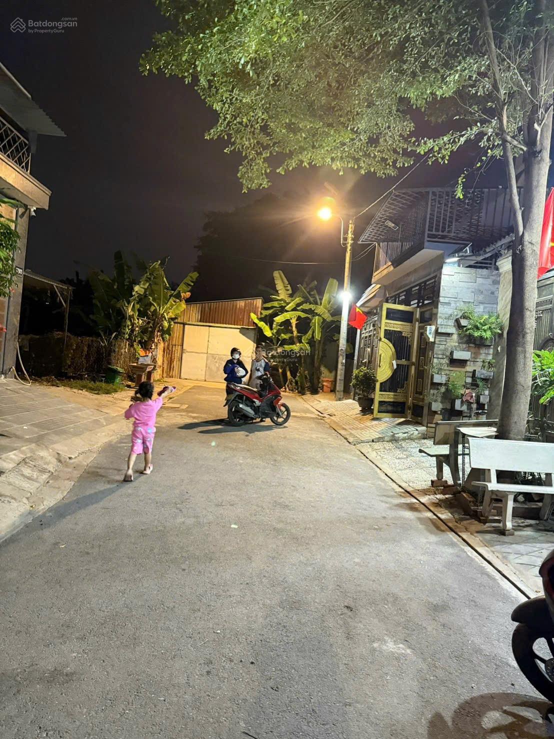 Chủ gửi căn nhà 1 trệt 3 lầu (4x20m) hẻm 97 đường 48, P.Hiệp Bình Chánh, TP Thủ Đức giá 8,45 tỷ Chủ gửi căn nhà 1 trệt 3 lầu (4x20m) hẻm 97 đường 48, P.Hiệp Bình Chánh, TP Thủ Đức giá 8,45 tỷ