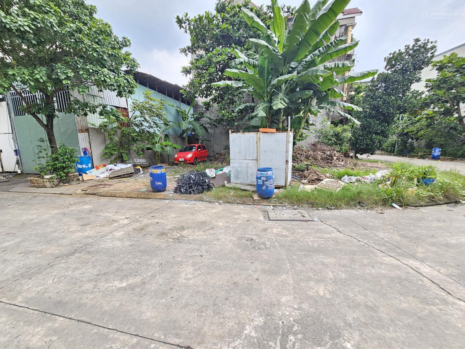 Đất đẹp 2 mặt tiền KDC Vincom 550, gần chợ Xóm Vắng Dĩ An