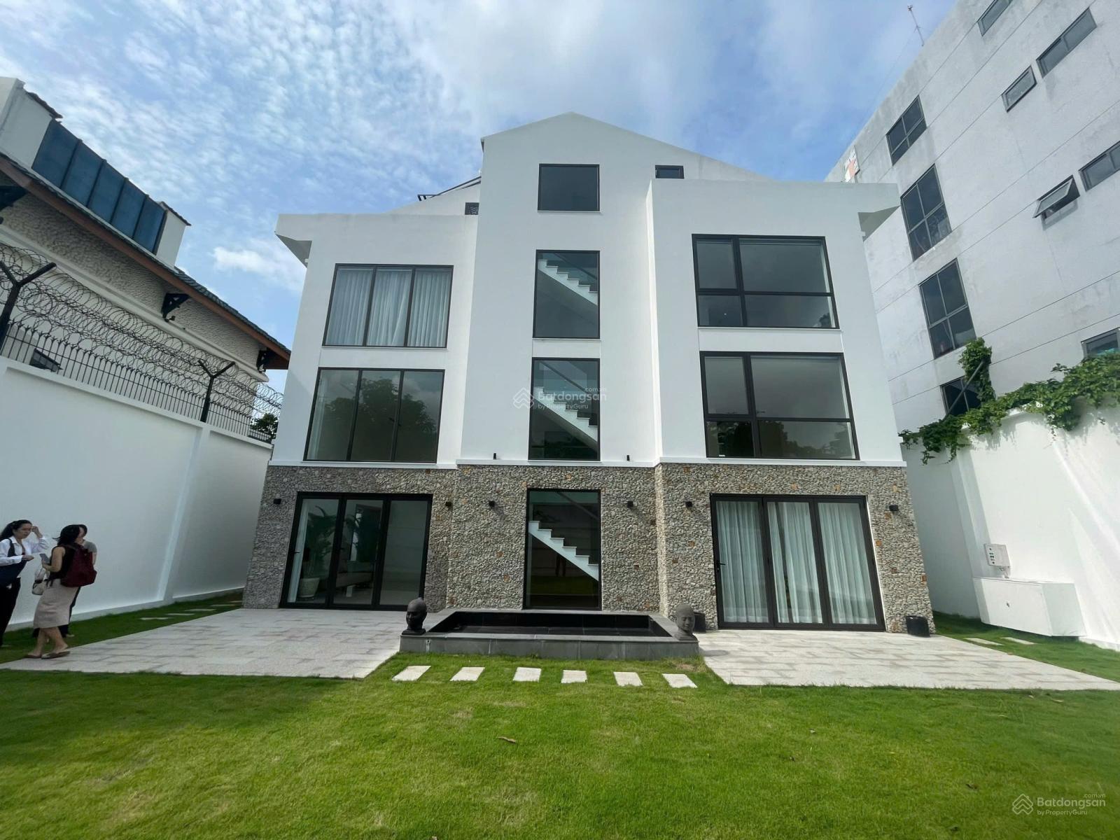 Cho Thuê Biệt Thự Thảo Điền Cao Cấp | 4PN | Sân Vườn Rộng | 172 triệu/tháng Cho Thuê Biệt Thự Thảo Điền Cao Cấp | 4PN | Sân Vườn Rộng | 172 triệu/tháng