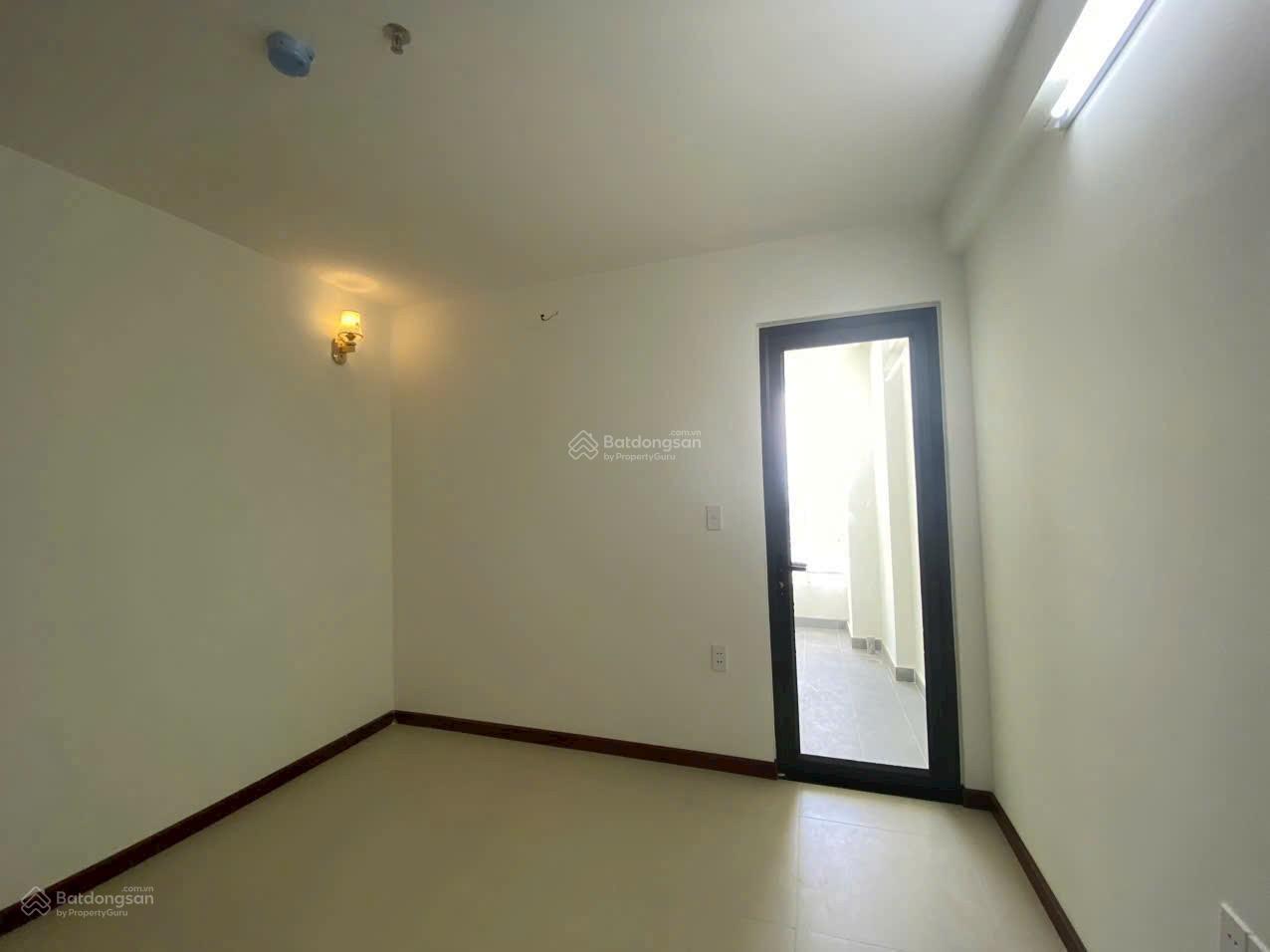 (7972) Iris Tower, 44,8m2, sổ hồng: 1,350 tỷ. Cam kết không đăng ảo. Nhận ký gửi