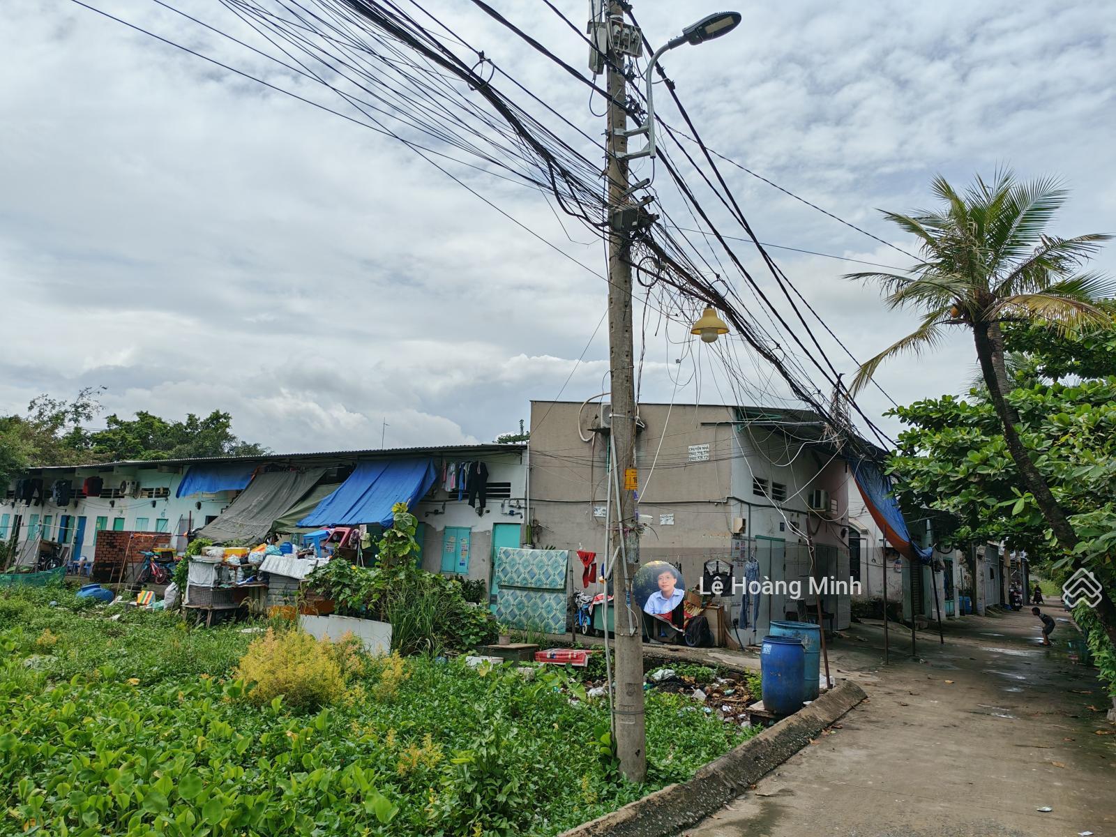 Bán gấp dãy trọ 17 phòng ngang 11x22 TL43, P. Bình Chiểu. LH 0974 049 *** Bán gấp dãy trọ 17 phòng ngang 11x22 TL43, P. Bình Chiểu. LH 0974 049 ***