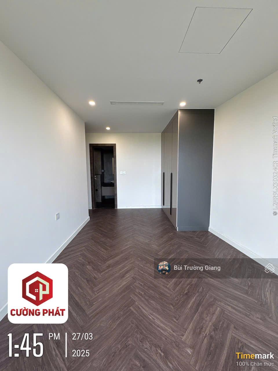 Cho thuê căn hộ 2PN 122m2, giá tốt 16.5tr/th miễn phí quản lí, vô cùng rộng rãi, view sông Cho thuê căn hộ 2PN 122m2, giá tốt 16.5tr/th miễn phí quản lí, vô cùng rộng rãi, view sông