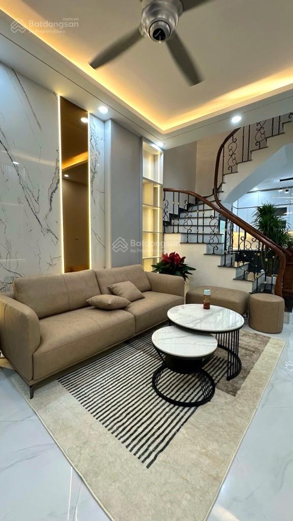 Bán nhà riêng tại Đường Minh Khai, Hai Bà Trưng, Hà Nội, giá siêu hời chỉ với 10,5 tỷ, 41m2