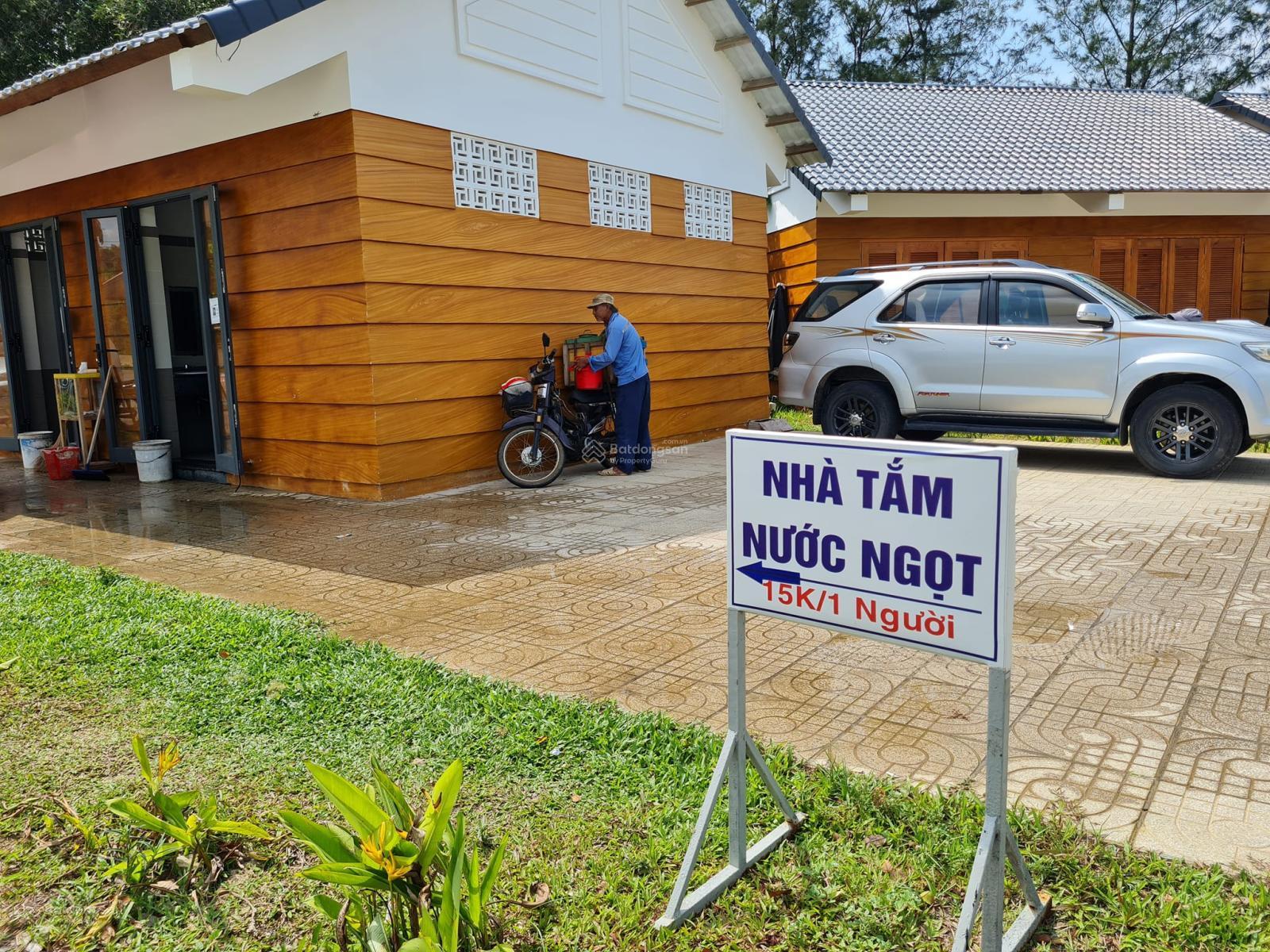 Bán Đất Xã Bông Trang Xuyên Mộc HCM Dt: 306m2 ngang 10mx30m có 80m2 thổ cư,gần bãi tắm bông trang