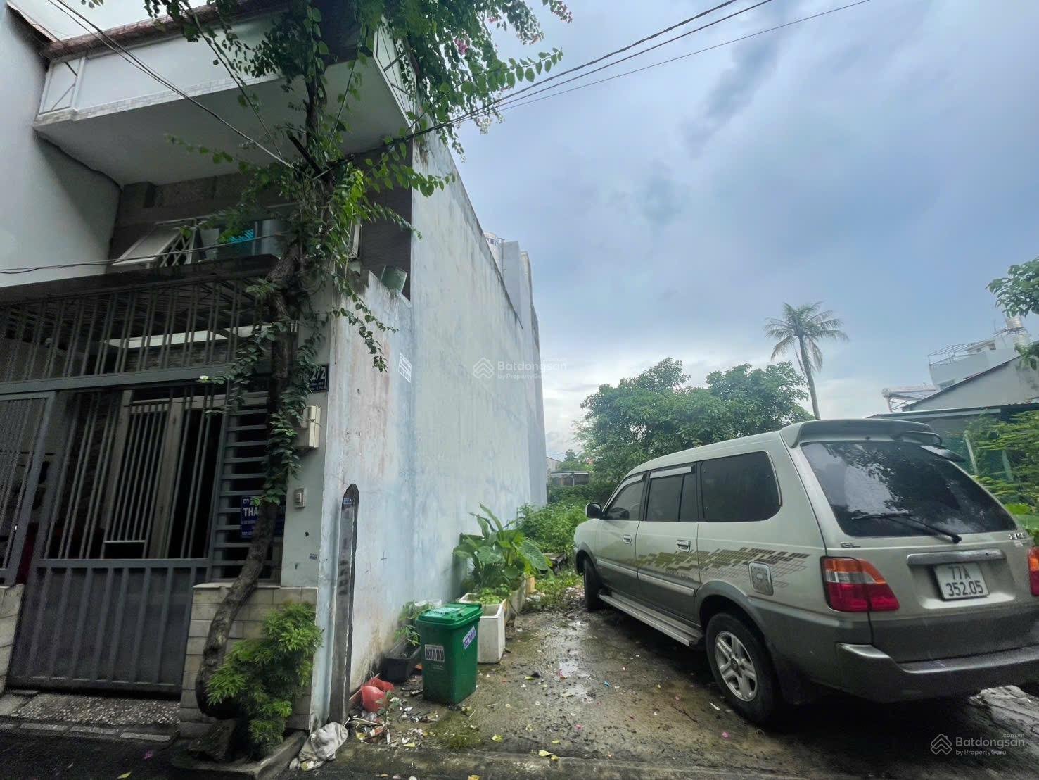 CG bán gấp lô đất 5x20m vuông vức đường oto 6m, cách đường Hiệp Bình 100m ở P. Hiệp Bình Chánh 8tỷ CG bán gấp lô đất 5x20m vuông vức đường oto 6m, cách đường Hiệp Bình 100m ở P. Hiệp Bình Chánh 8tỷ