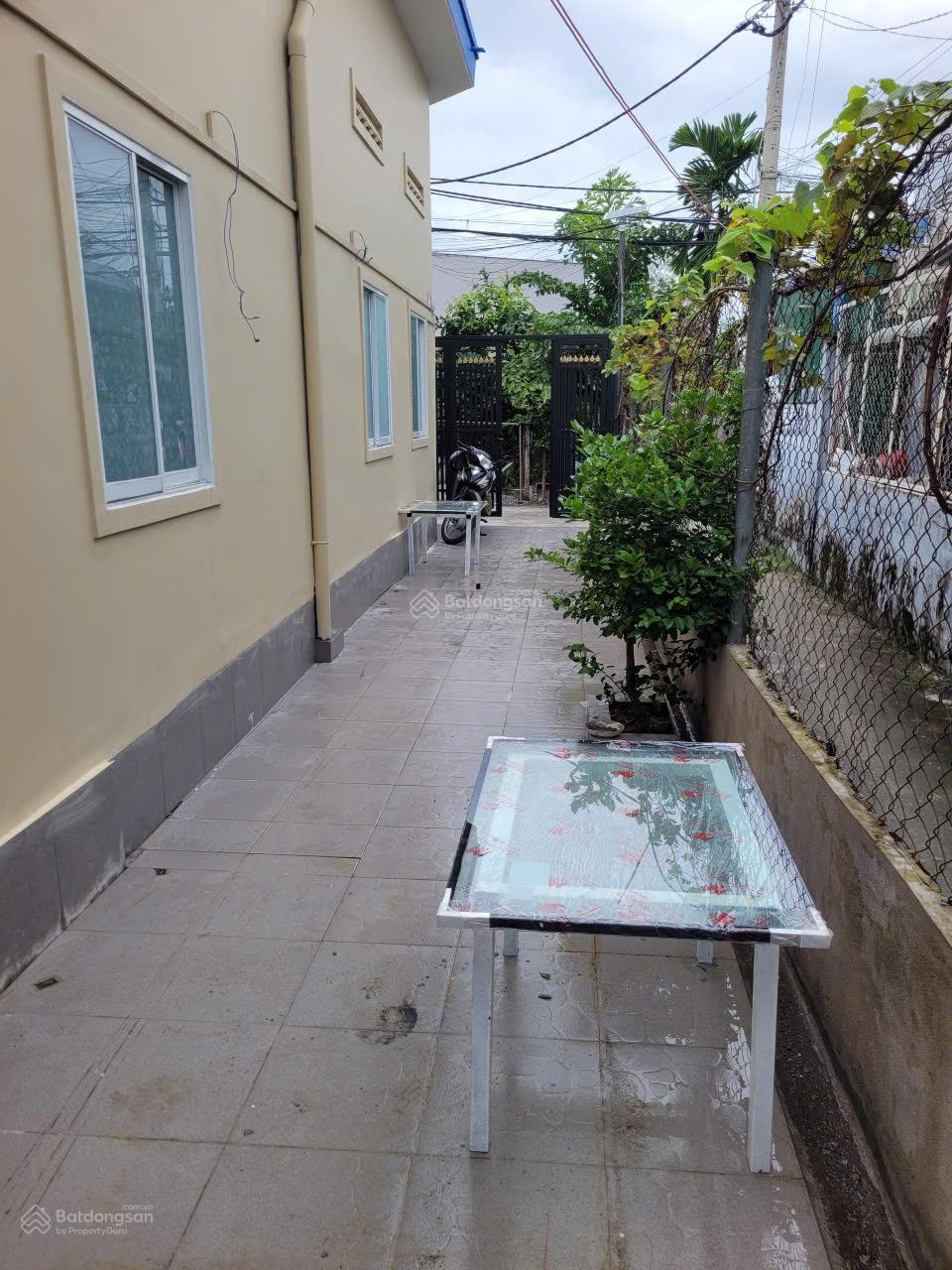 CG bán nhà đất 117m2 góc 2 mặt tiền(7,2x16m) sẵn 4 căn phòng trọ mới 100% cách QL13 400m giá 5,15tỷ