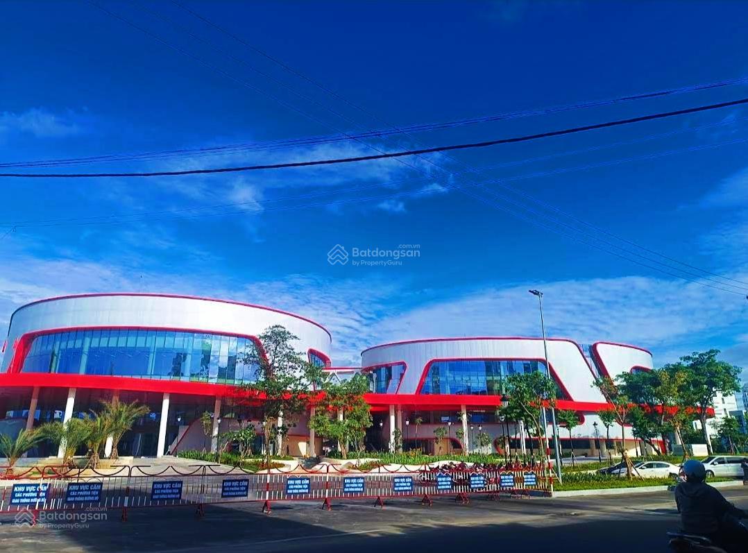 Nhà 4 tầng Thái Nguyên, đối diện Cung Văn Hoá Thiếu Nhi, cách biển Trần Phú: 1,3km giá: 25 tỷ