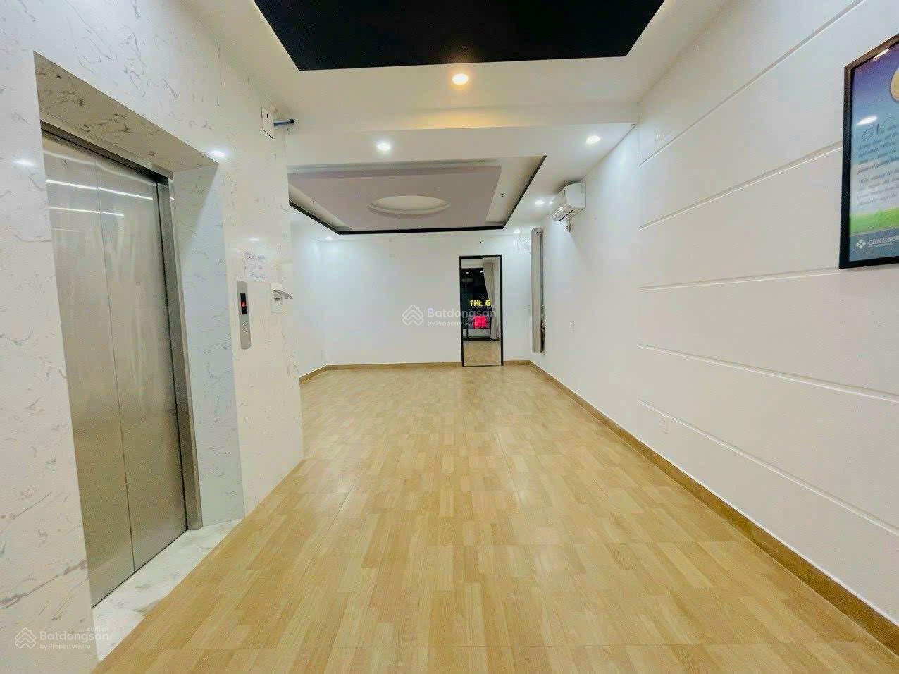 Cho thuê nhà 6 tầng mặt tiền đường 2/9, gần cầu Rồng Đà Nẵng (giá: 75 tr/tháng) Cho thuê nhà 6 tầng mặt tiền đường 2/9, gần cầu Rồng Đà Nẵng (giá: 75 tr/tháng)