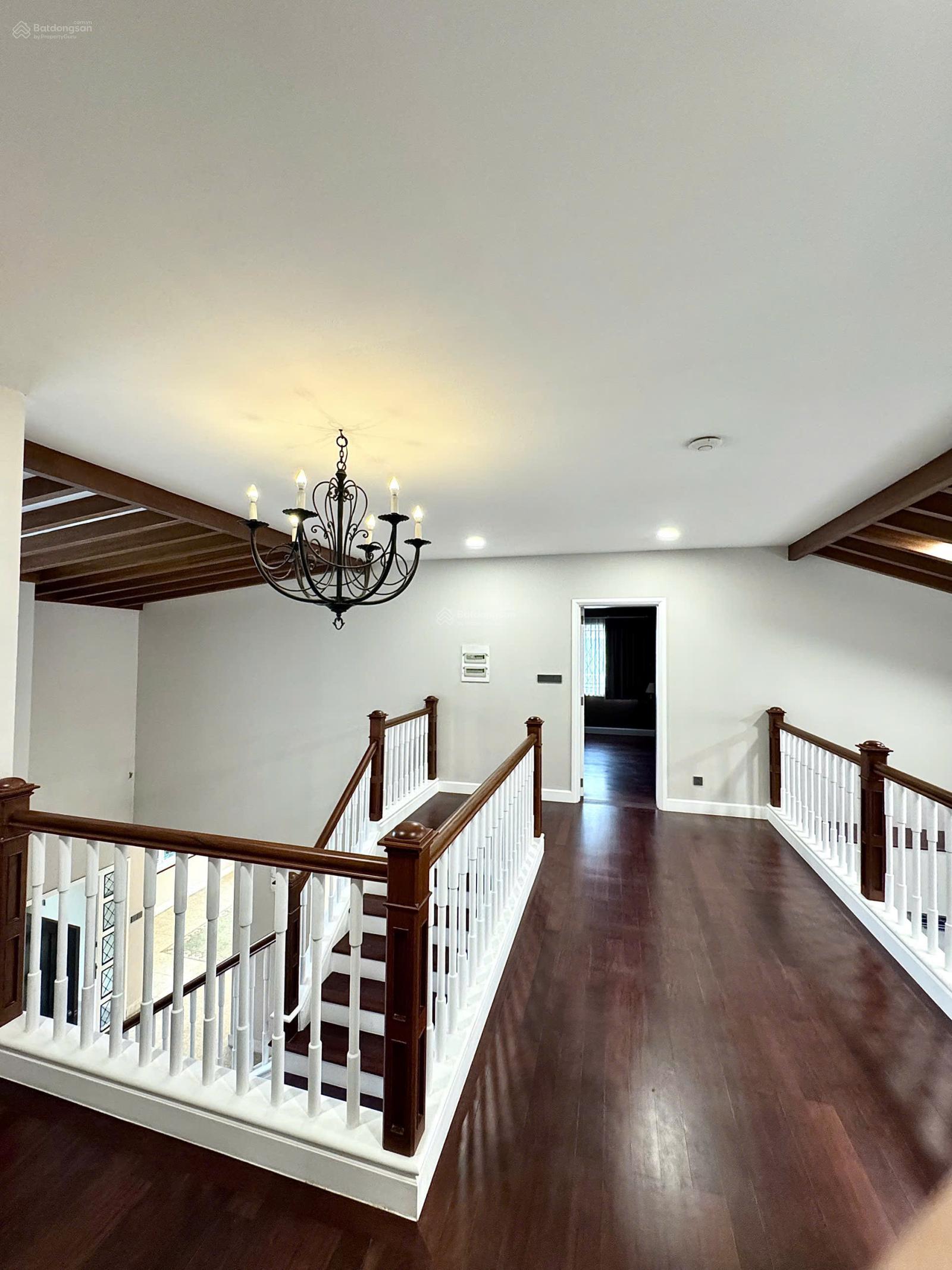 Cho thuê biệt thự sân vườn rộng (520m² - 6PN) | Trần Não (Q.2), TP. Thủ Đức