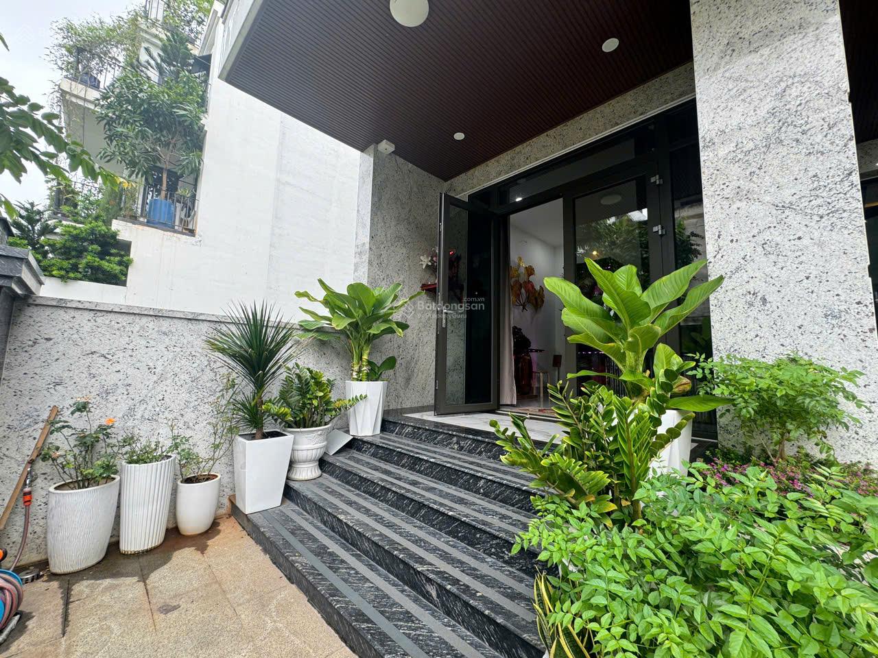 Chỉ 55tr/tháng cho thuê biệt thự Sài gòn Mystery Villas quận 2 - ngay UBND quận 2