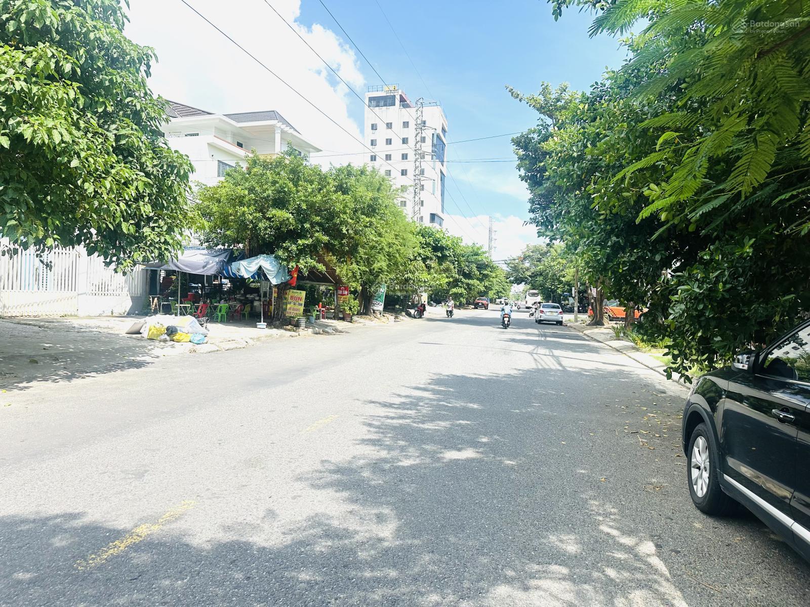 Bán cặp đất mặt tiền Chính Hữu, giá cực hấp dẫn