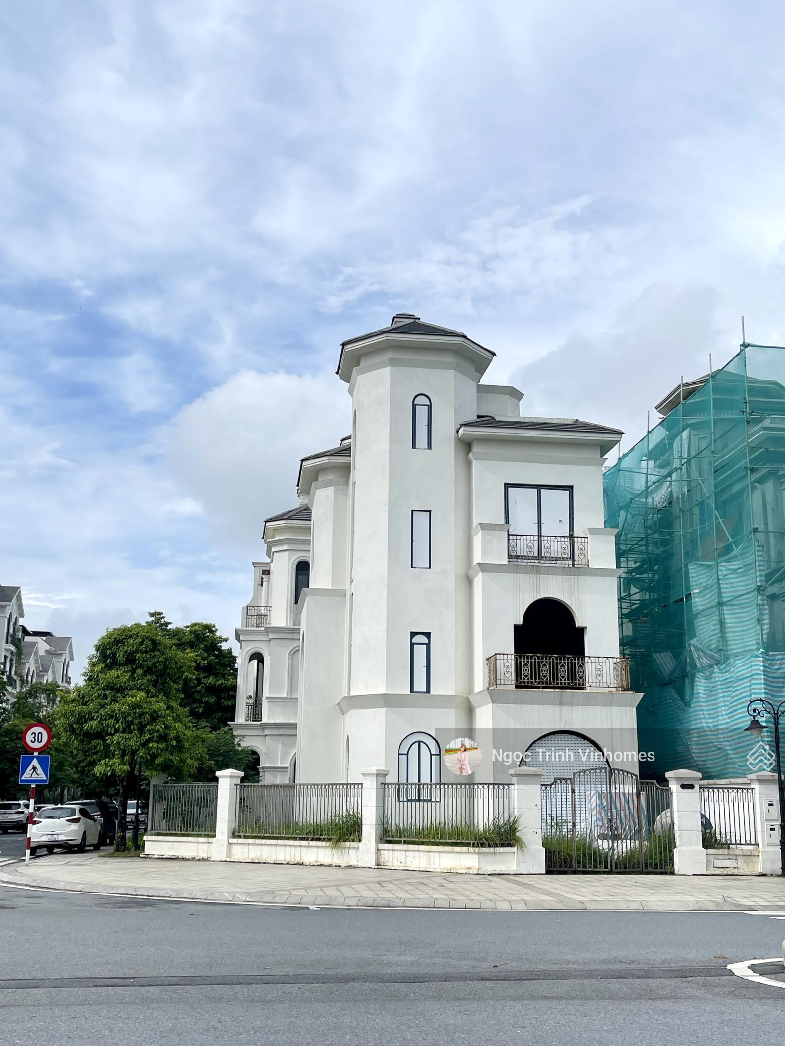 Đơn lập góc cạnh hồ điều hoà, nằm trên trục đường lớn 30m - giá hấp dẫn tại Vin Ocean Park Gia Lâm Đơn lập góc cạnh hồ điều hoà, nằm trên trục đường lớn 30m - giá hấp dẫn tại Vin Ocean Park Gia Lâm