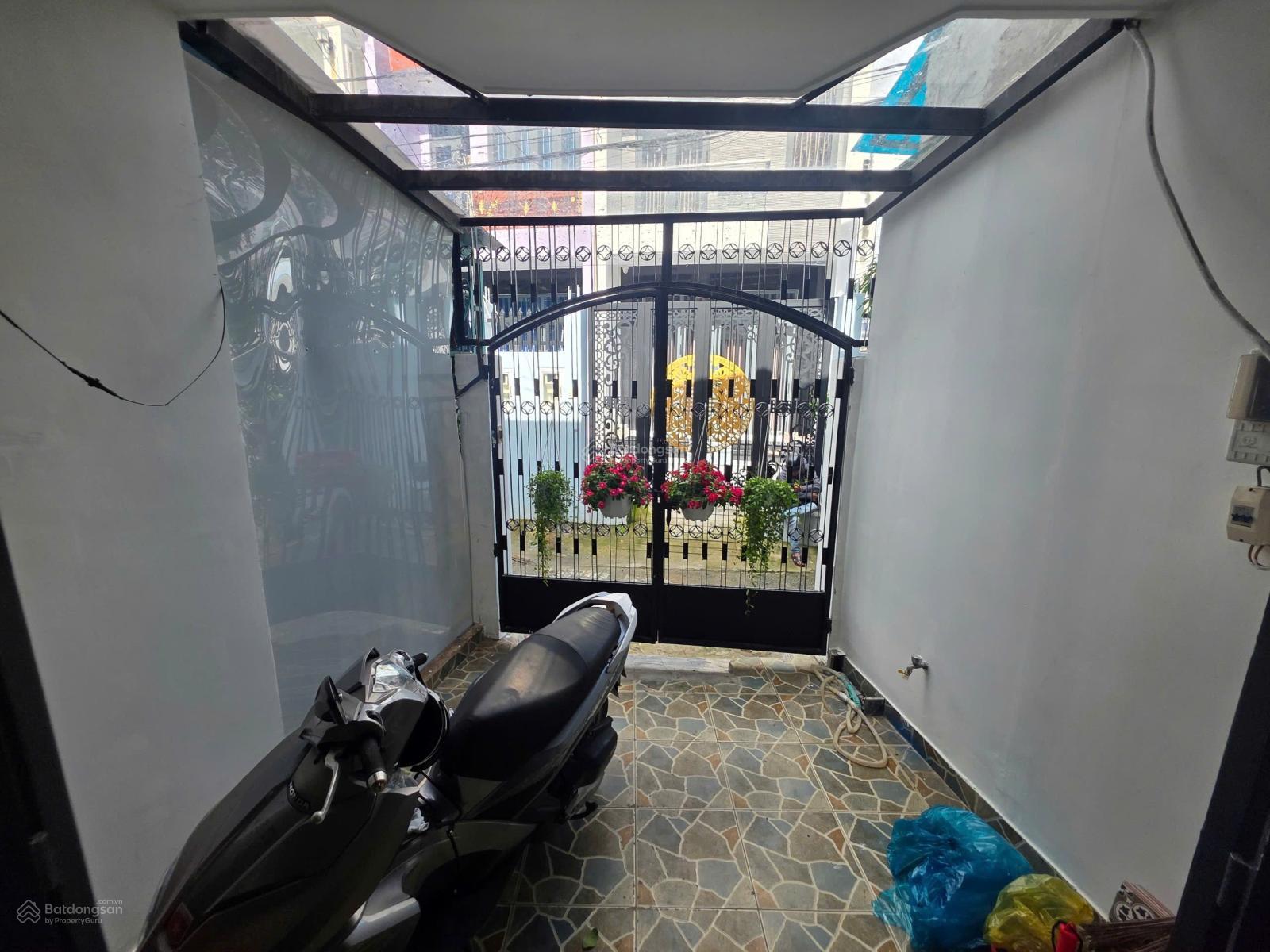 FULL NỘI THẤT - 2 TẦNG 2PN-2WC - GẦN ETOWN CỘNG HOÀ - AEON - NHÀ GA T3 - ĐH CÔNG THƯƠNG