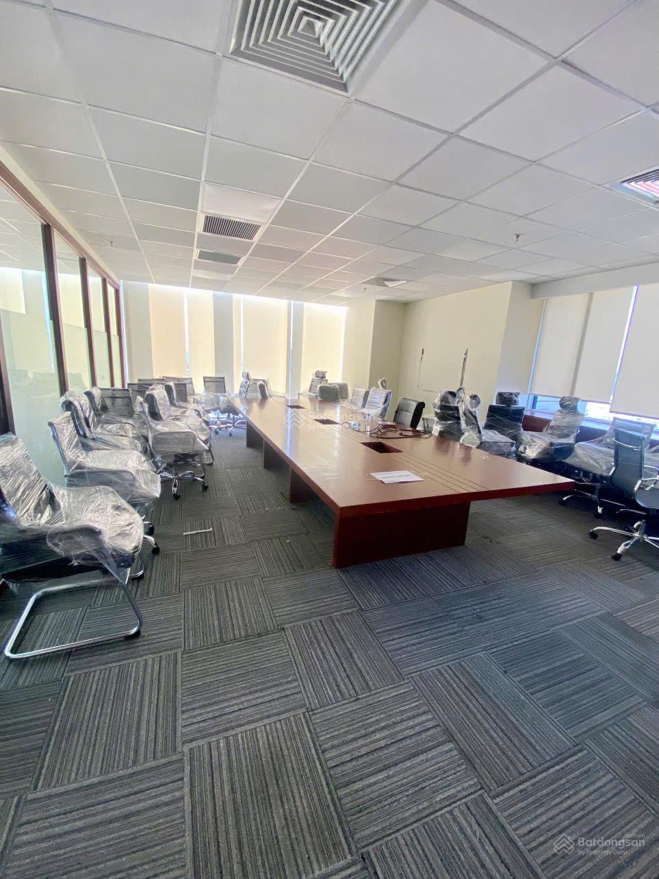 Cho thuê văn phòng B + 300m2 - 600m2 - 1200m2 toà nhà văn phòng trung tâm quận Đống Đa