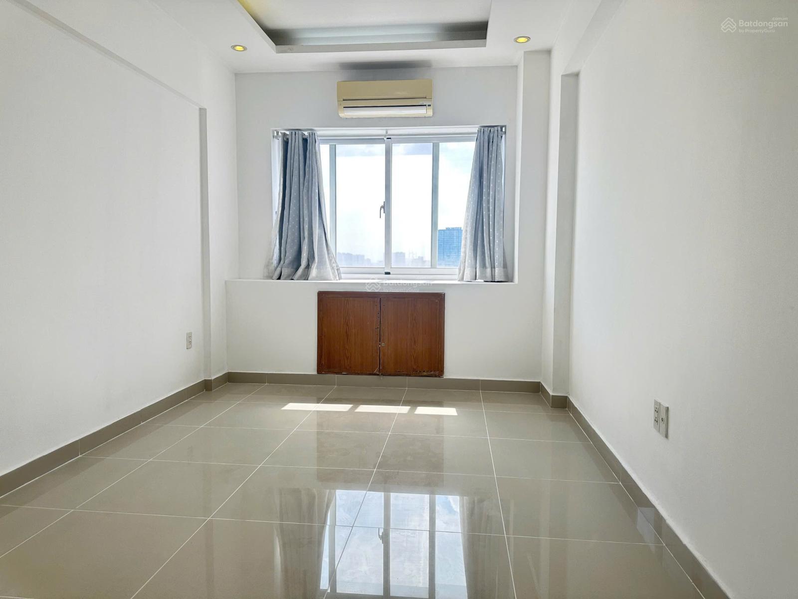 Nhà xấu cần bán gấp giá rẻ hơn thị trường 1 tỷ căn hộ Mỹ Khánh 4. LH 0919 331 ***