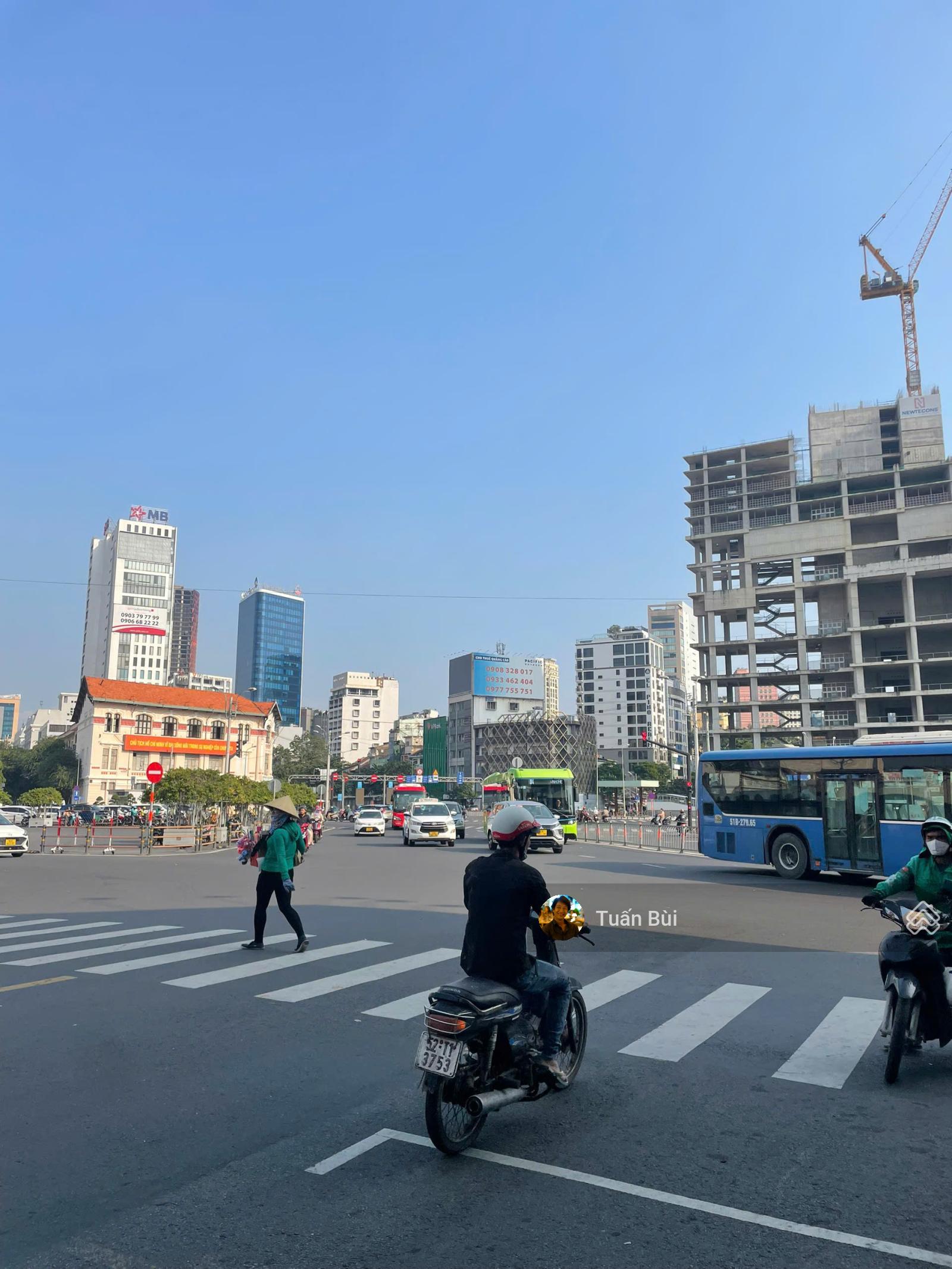 Mặt tiền Calmette Bến Thành căn đôi hiếm 138m2, giá chỉ 81 tỷ, xây khách sạn cao ốc