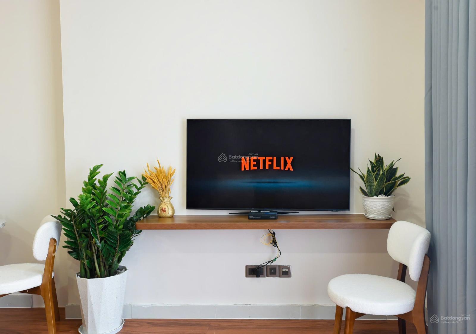 CHCC Kingston cần cho thuê 2PN/20tr, gọi ngay: 0935 204 *** zalo