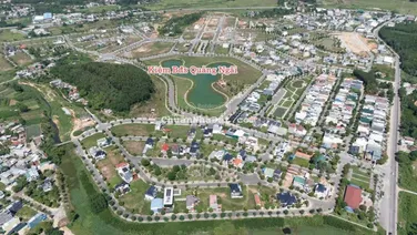 Bán đất đường 28 mét khu dân cư Sơn Tịnh 577 hướng Đông Nam gần cổng, giá 1.95 tỷ thương lượng