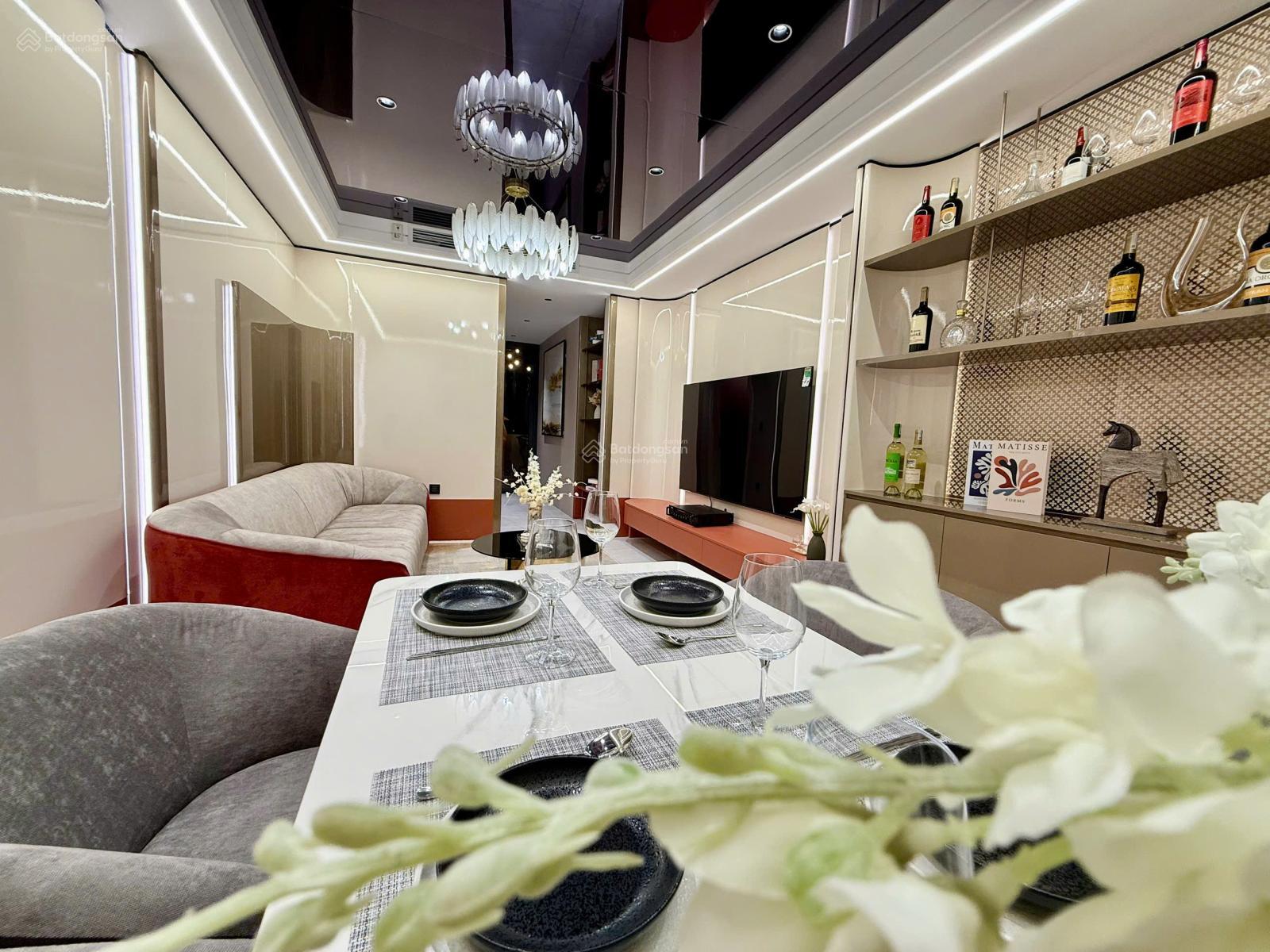 Bán căn hộ thiết kế và trang bị theo tiêu chuẩn cao cấp 5 sao, tầng 7 Mường Thanh Khánh Hòa, 110 m²