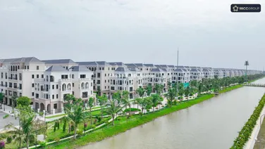 Vinhomes OCP2: Em có căn liền kề khu Hải Âu, rẻ đẹp, giá 8,9 tỷ, DT 65m2, MT 5x13m, gần trường, CC