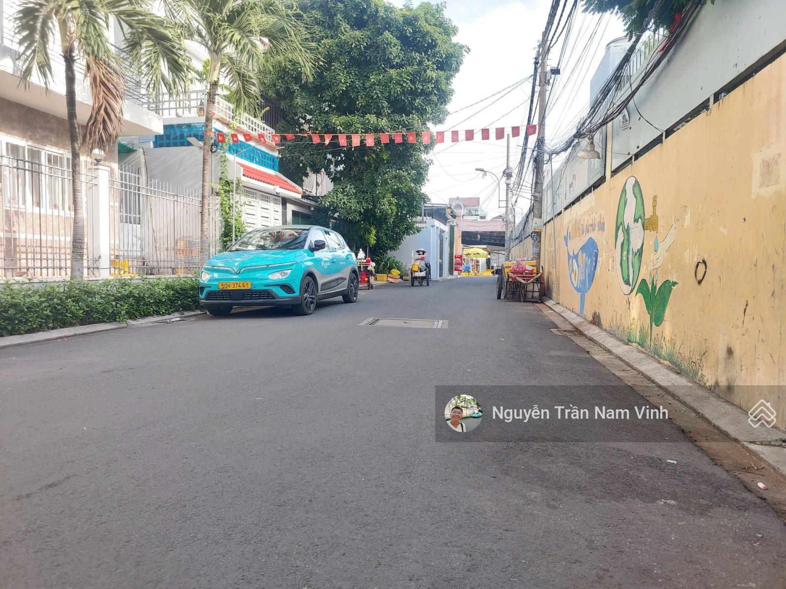 Bán nhà Quận 7 Lê Văn Lương 64m2 thổ cư ngang 4m dài 16m 5 tầng 5 phòng chỉ với 6 tỷ nhỉnh Him Lam