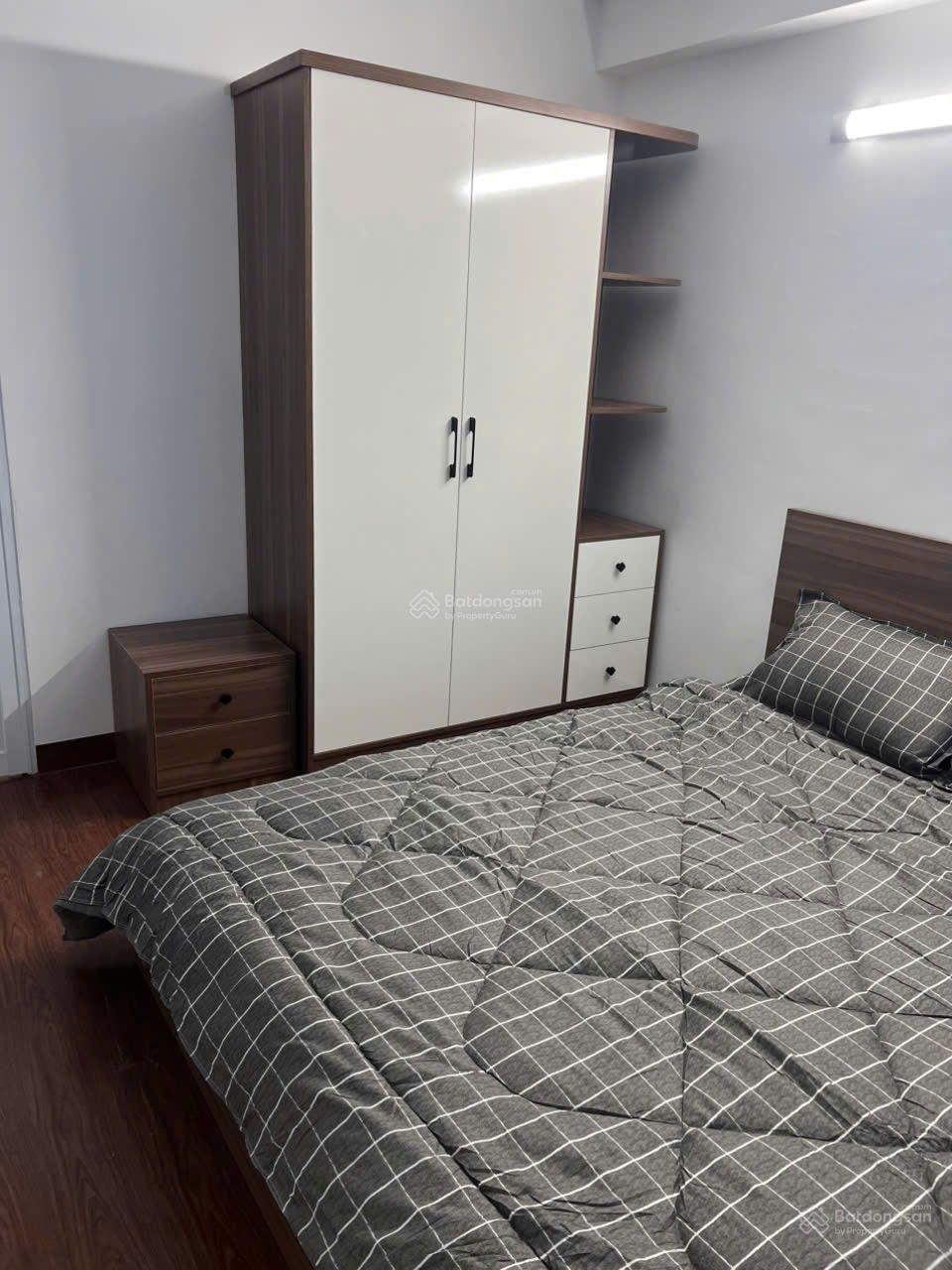 Cho thuê nhà nguyễn căn hẻm Đường Lê Quang Định, p14, quạn Bình Thạnh, 2 lầu, 4pn